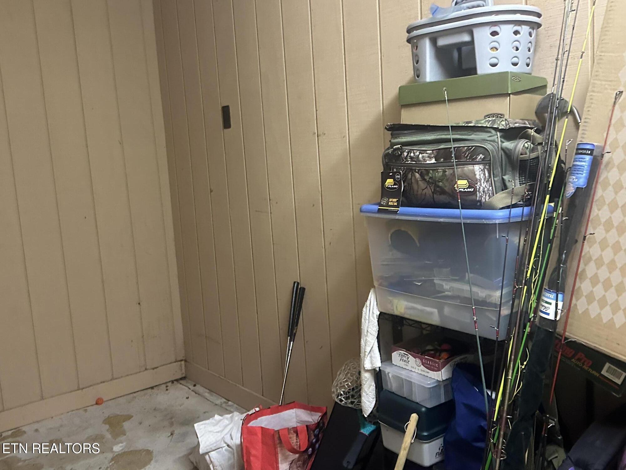 1016 Running Deer Crab Orchard TN 37723