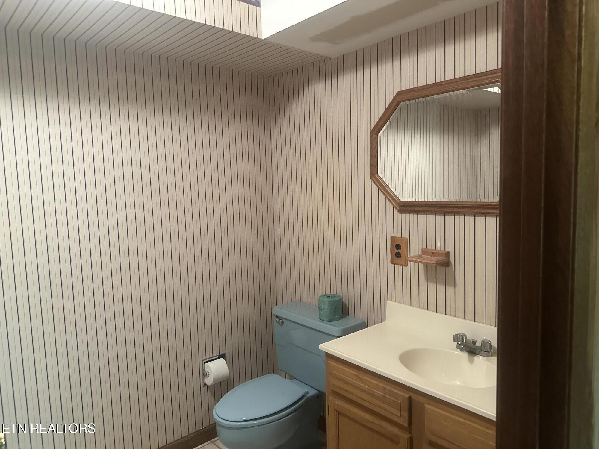 1016 Running Deer Crab Orchard TN 37723