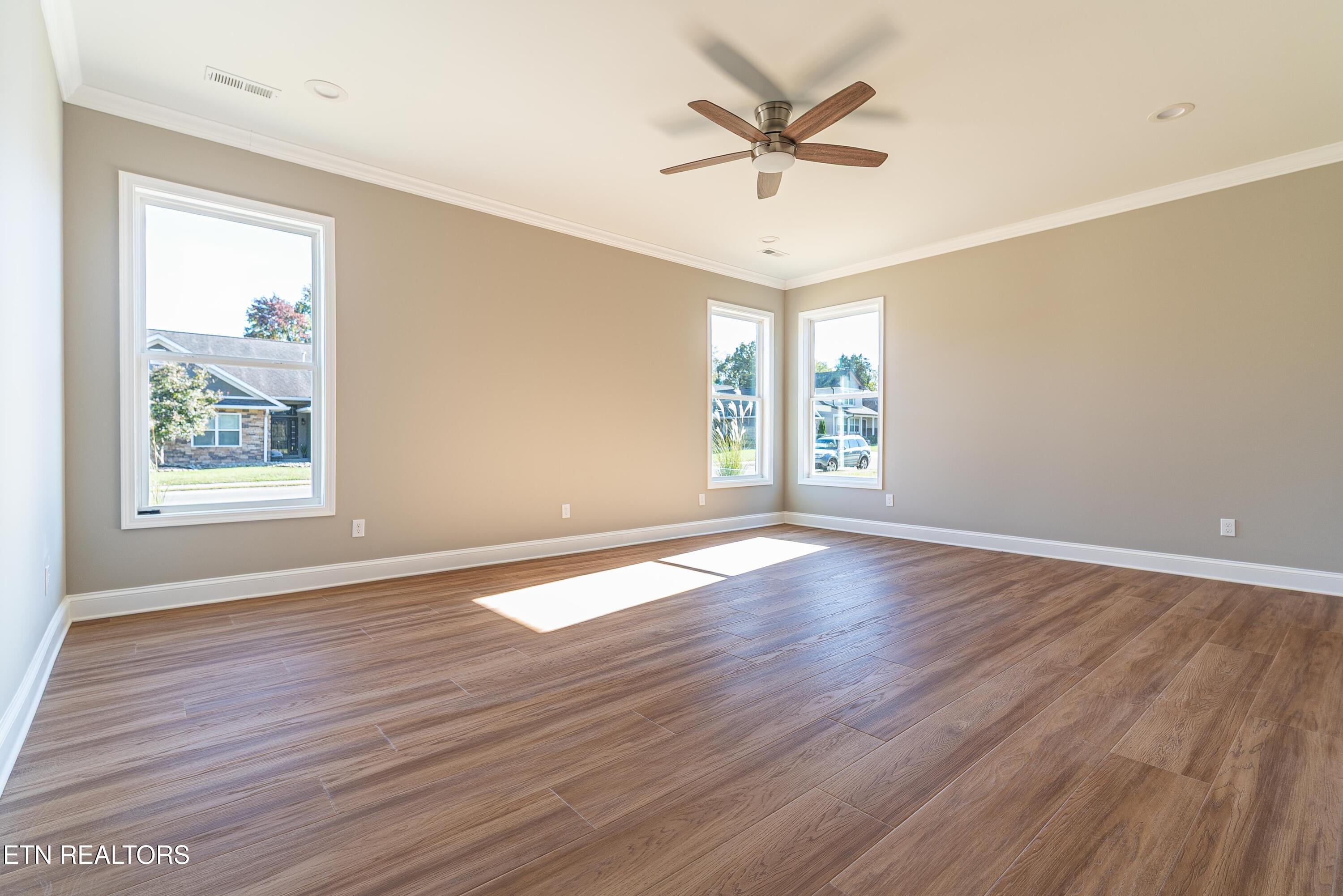 172 Crossroads Boulevard Oak Ridge TN 37830
