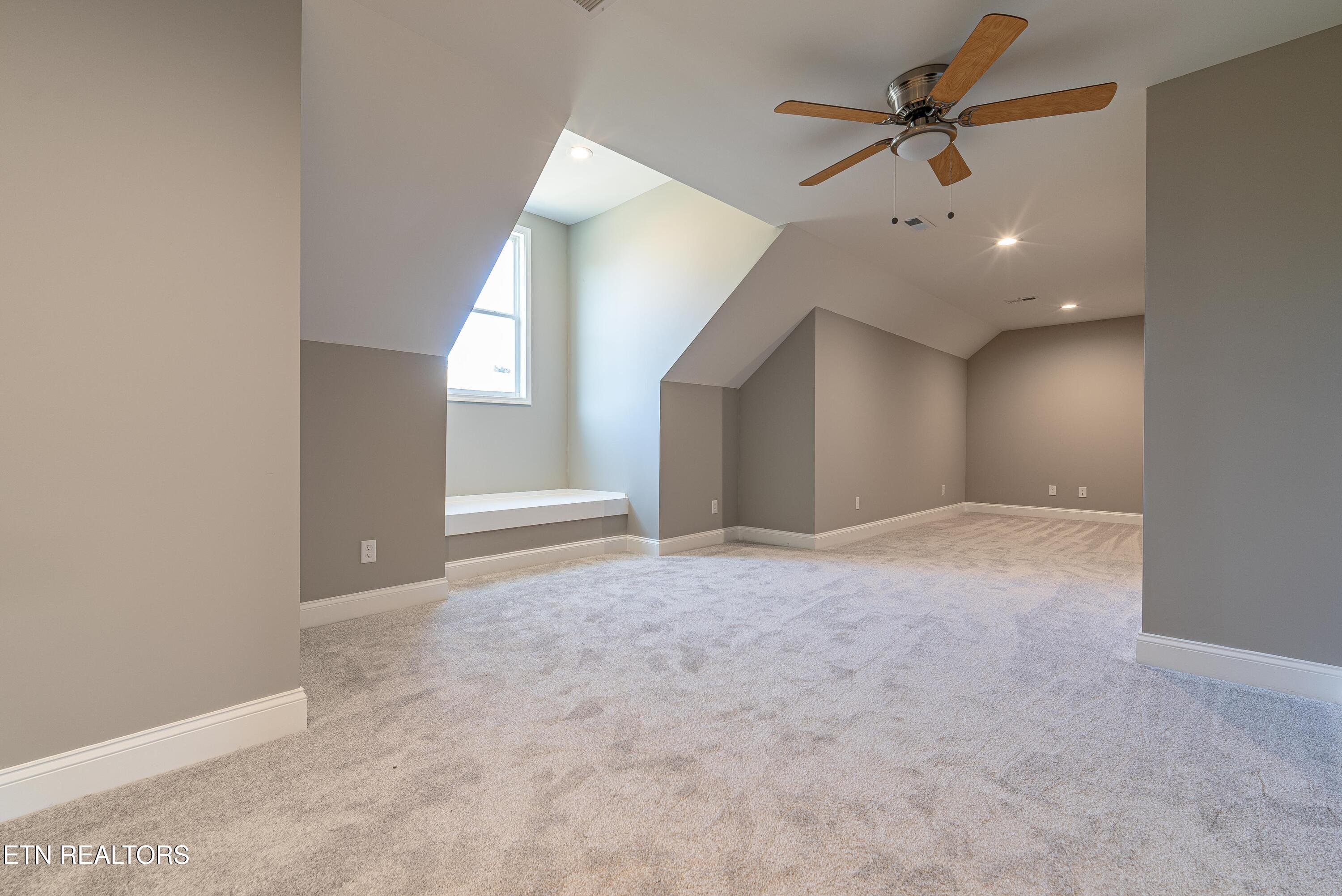 172 Crossroads Boulevard Oak Ridge TN 37830