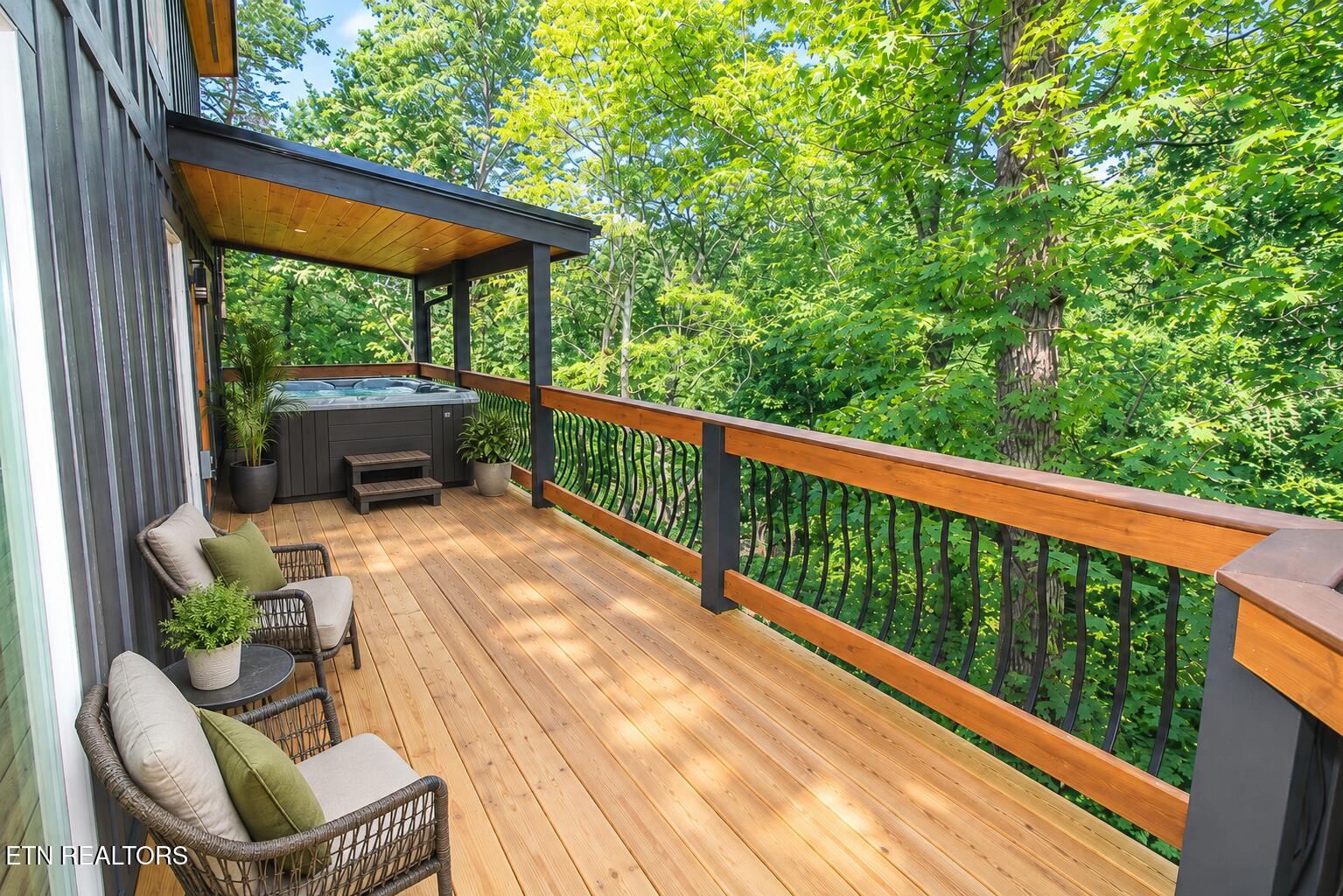 1308 N Oak Court Sevierville TN 37876