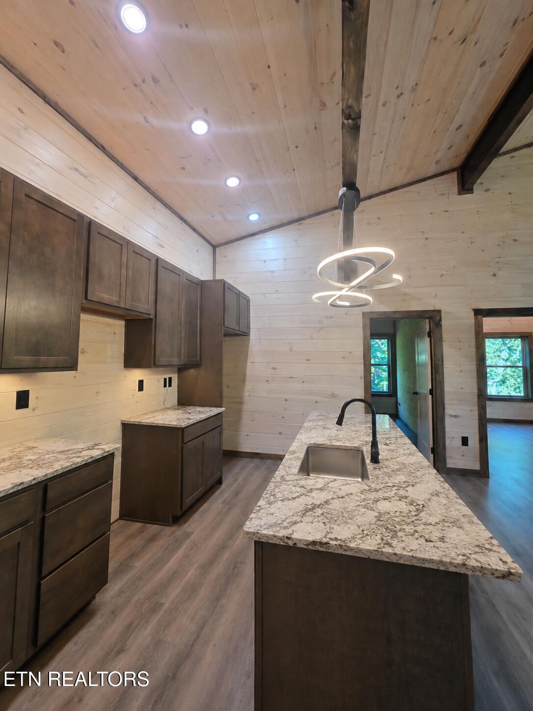 1308 N Oak Court Sevierville TN 37876