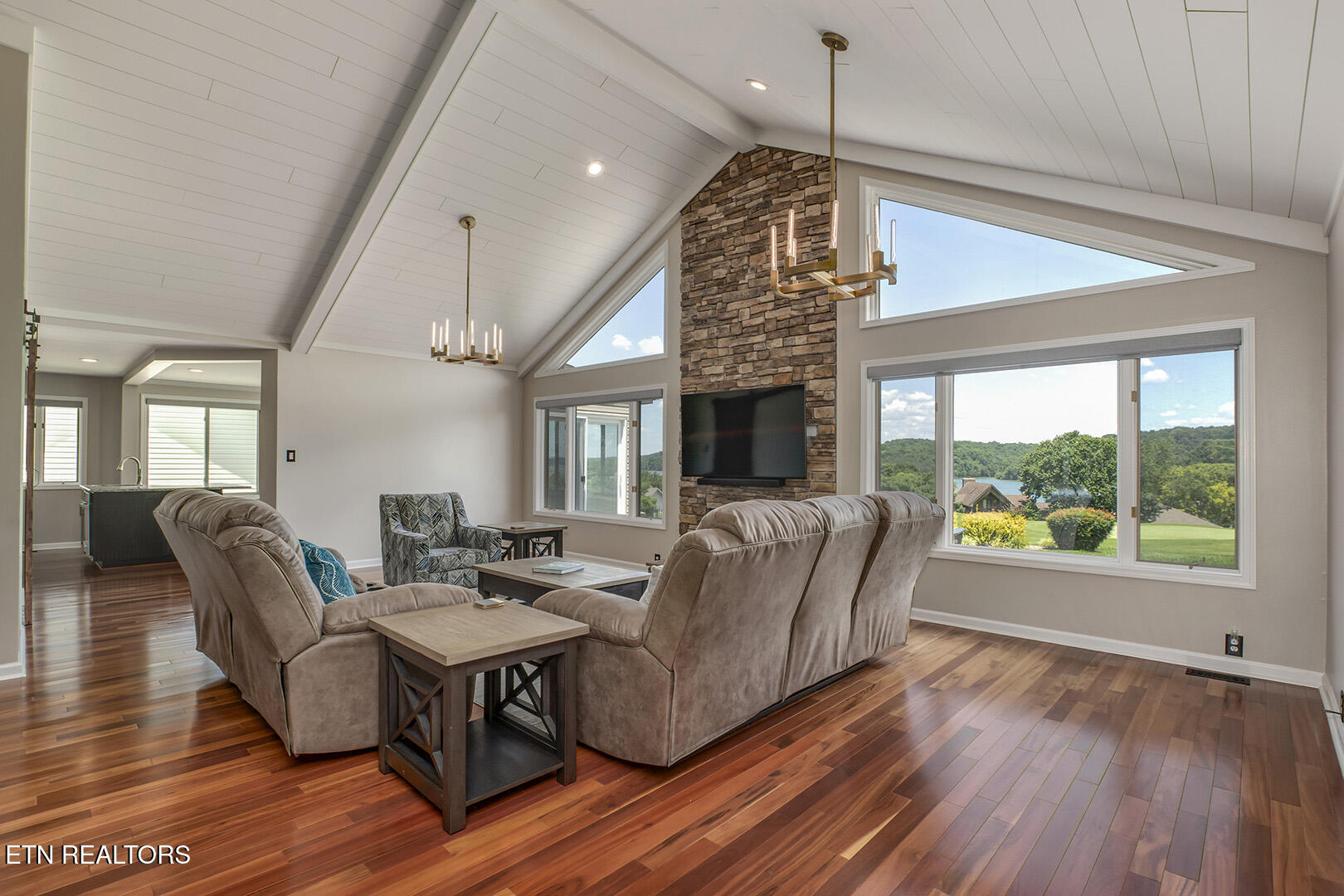 217 Tooweka Lane Loudon TN 37774