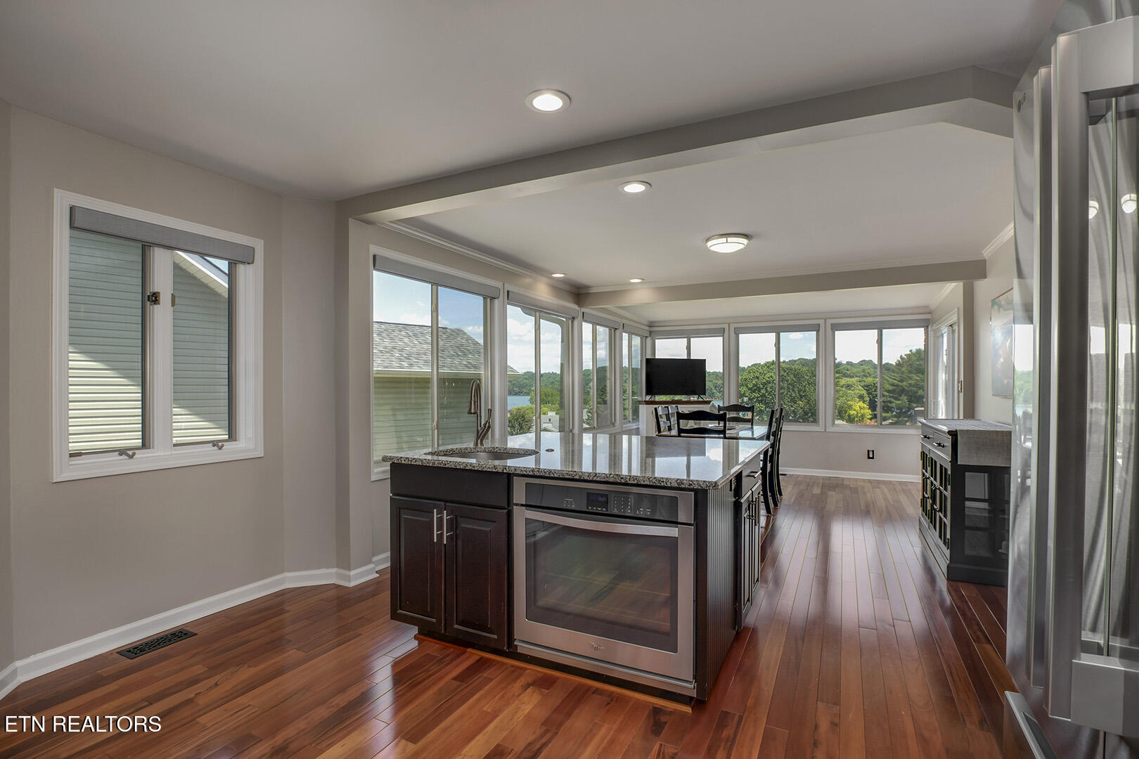 217 Tooweka Lane Loudon TN 37774
