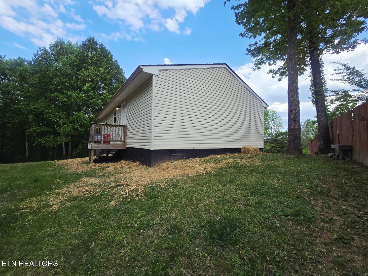 2500 Cherry Fork Road Helenwood TN 37755