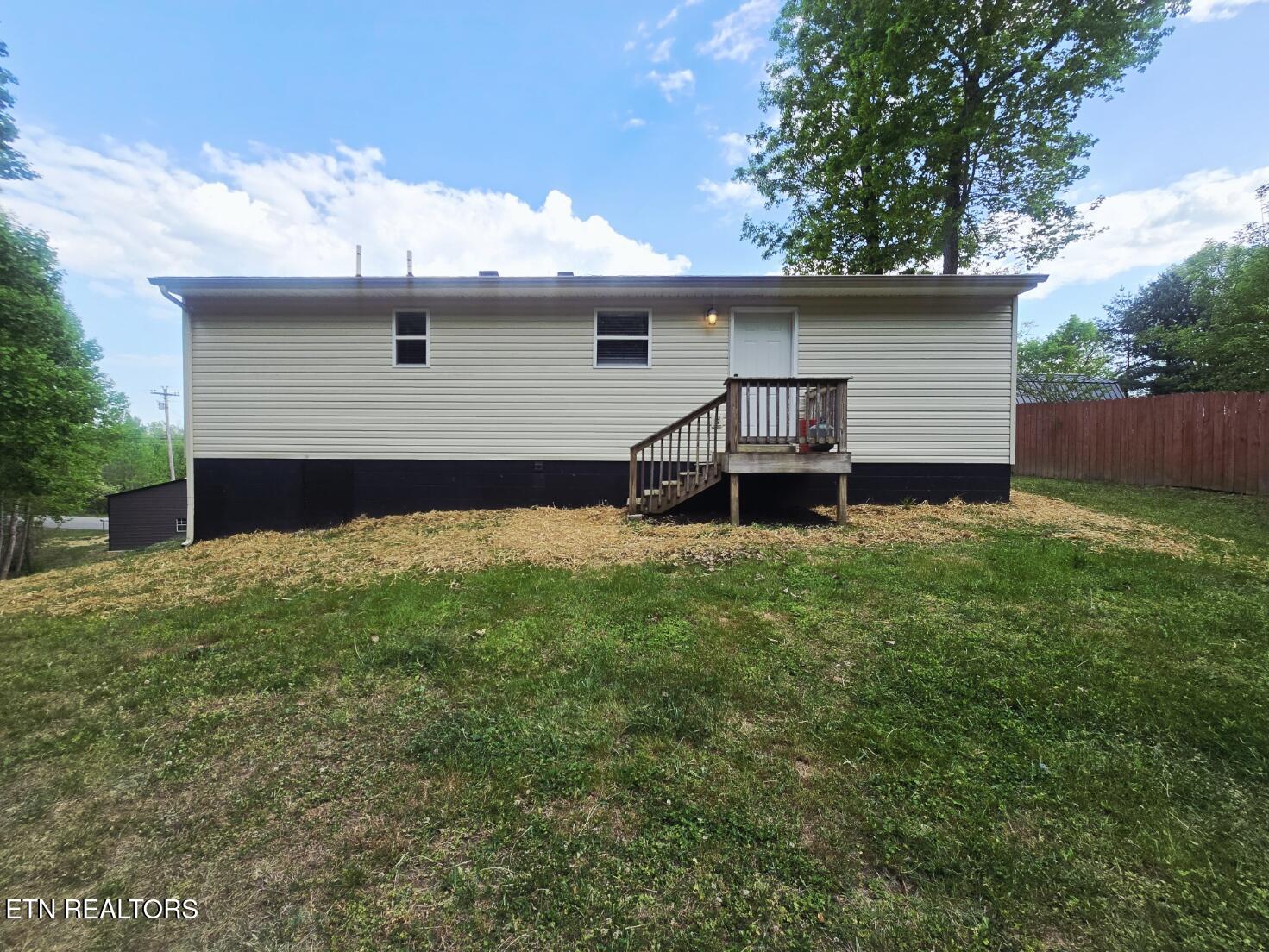 2500 Cherry Fork Road Helenwood TN 37755