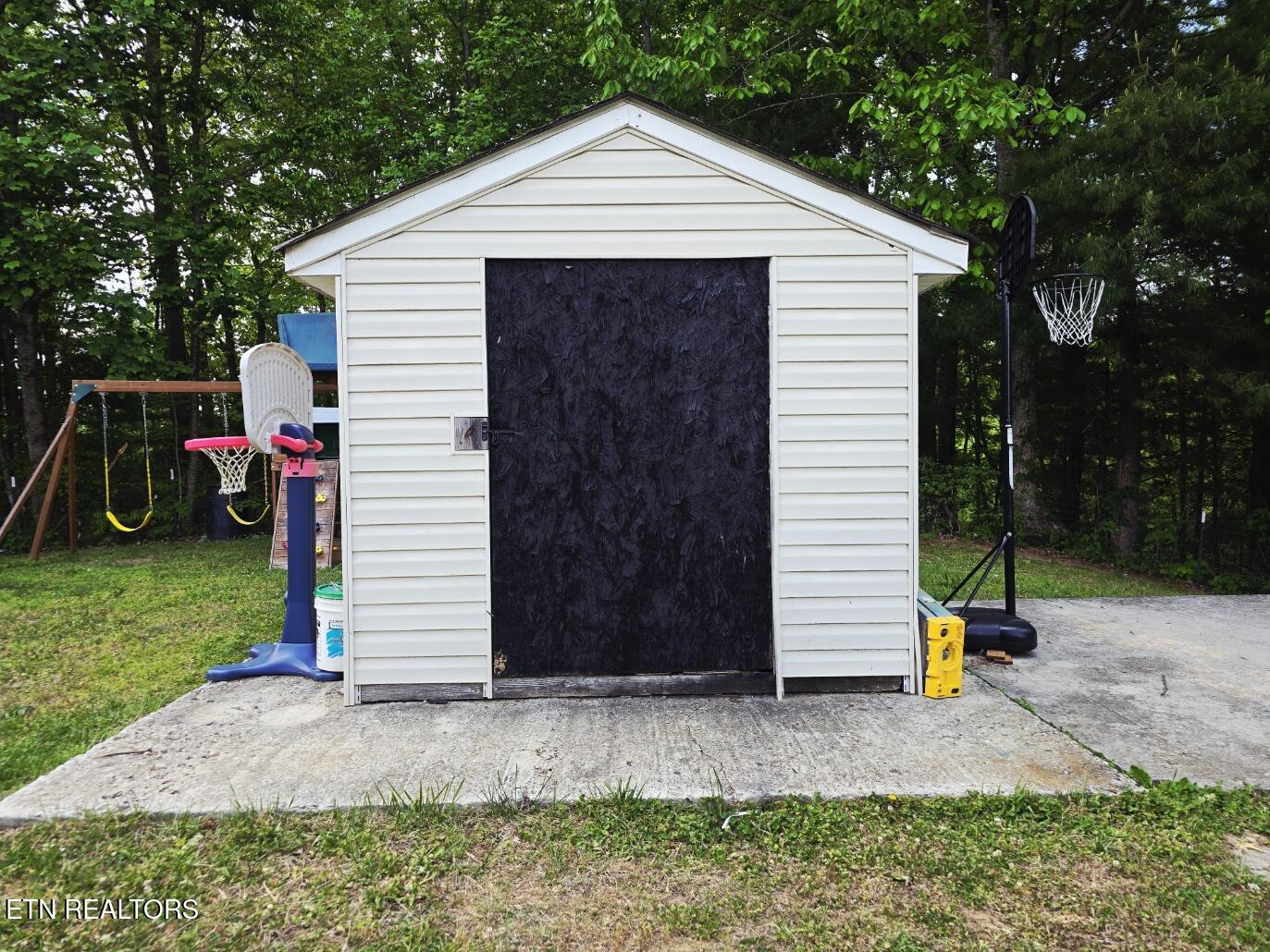 2500 Cherry Fork Road Helenwood TN 37755