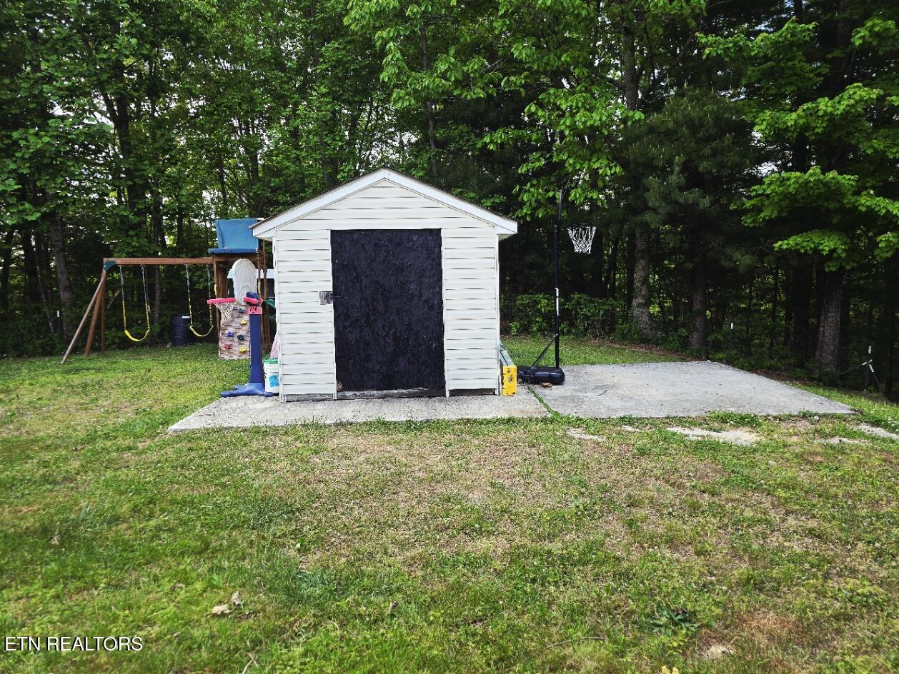 2500 Cherry Fork Road Helenwood TN 37755