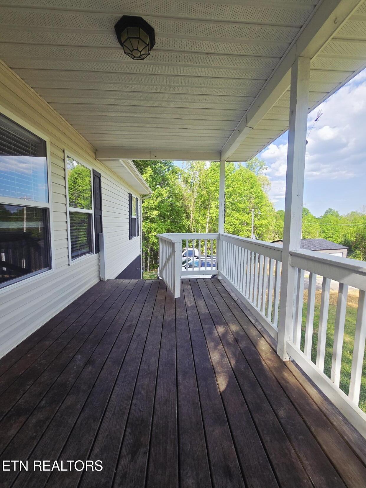 2500 Cherry Fork Road Helenwood TN 37755