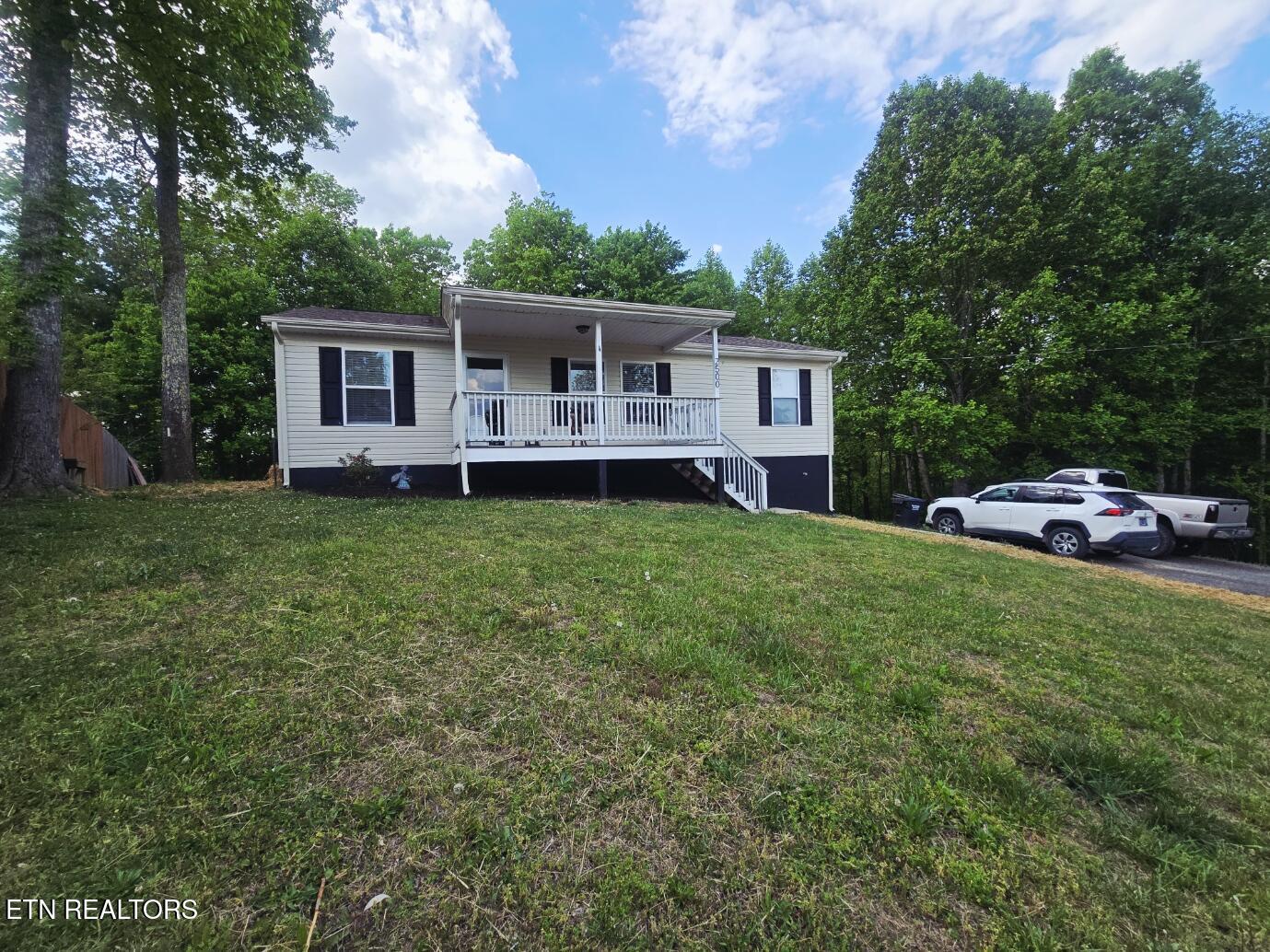 2500 Cherry Fork Road Helenwood TN 37755