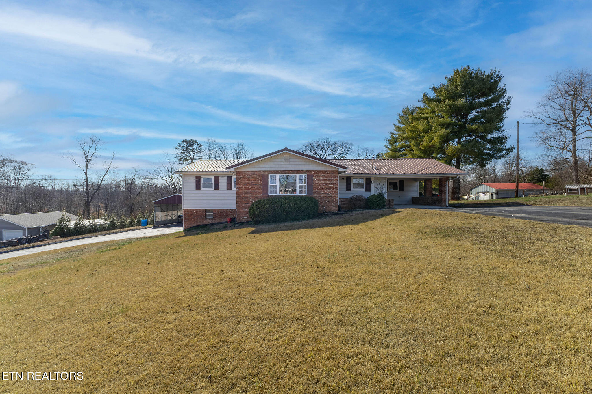 781 West Lane Lenoir City TN 37771