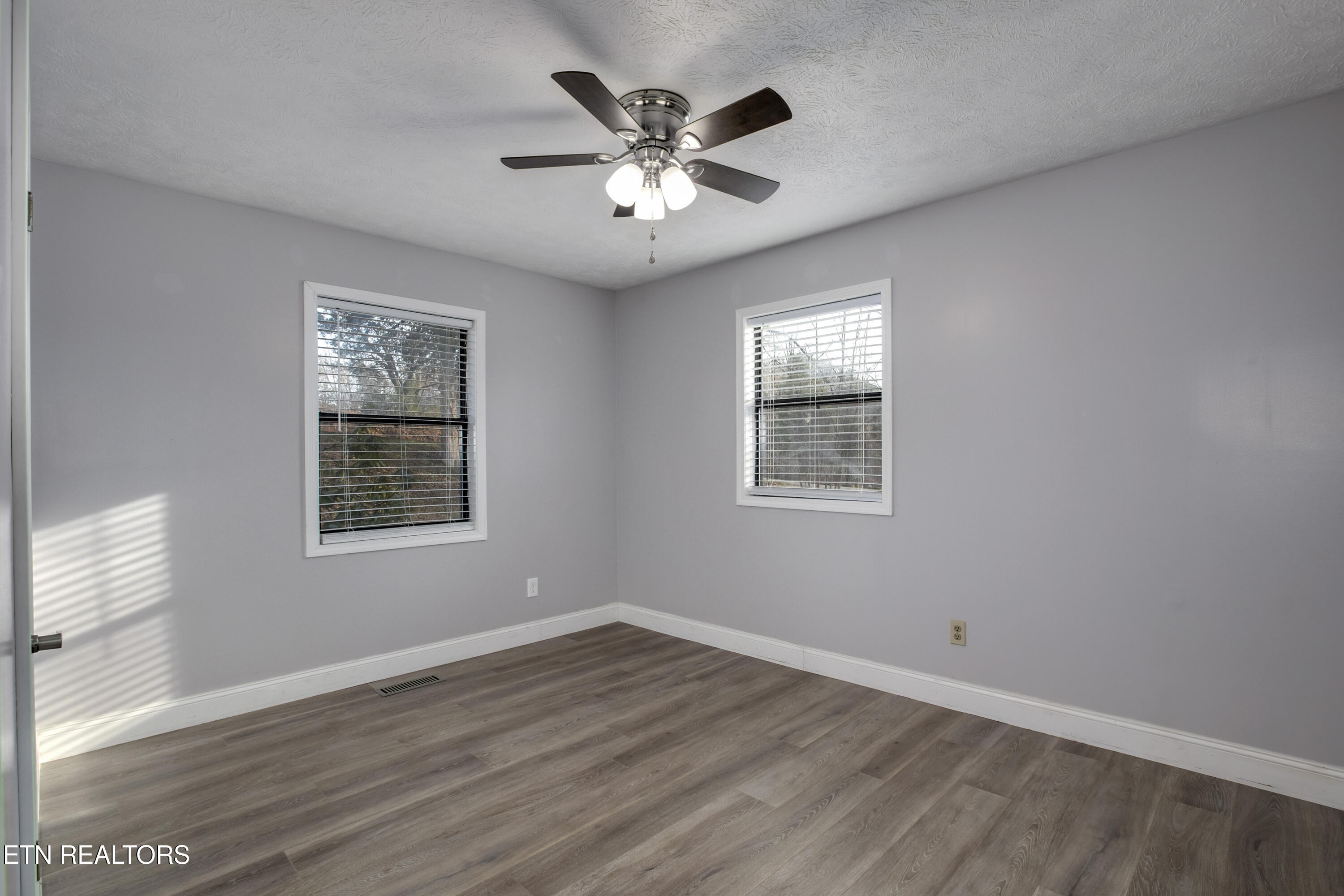 521 Sourdough Hollow Road Kodak TN 37764
