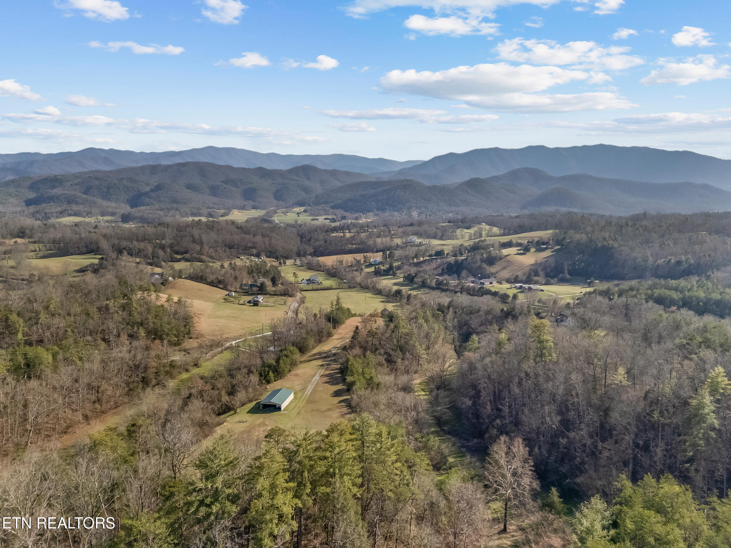634 Old Cedar Creek Road Townsend TN 37882