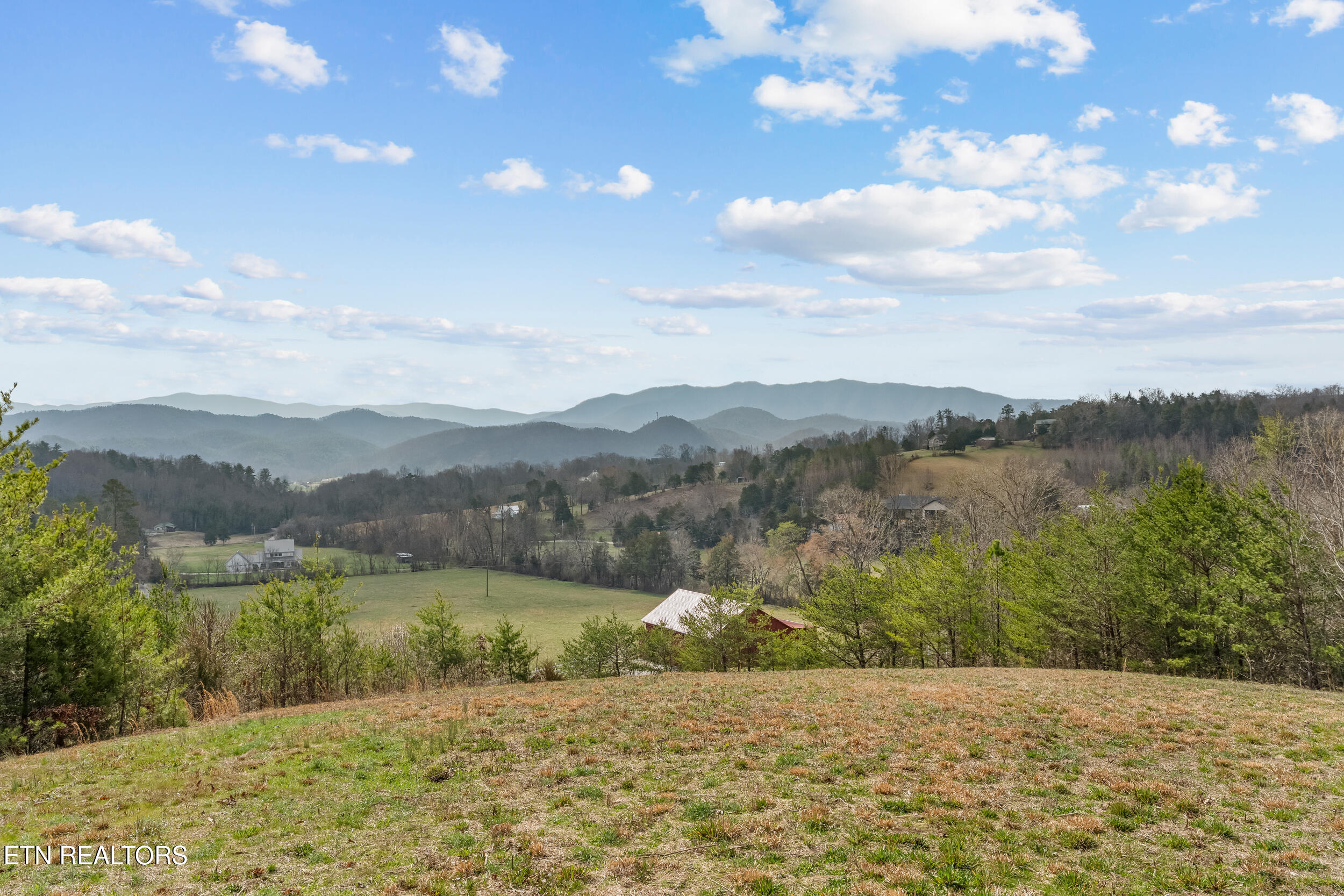 634 Old Cedar Creek Road Townsend TN 37882