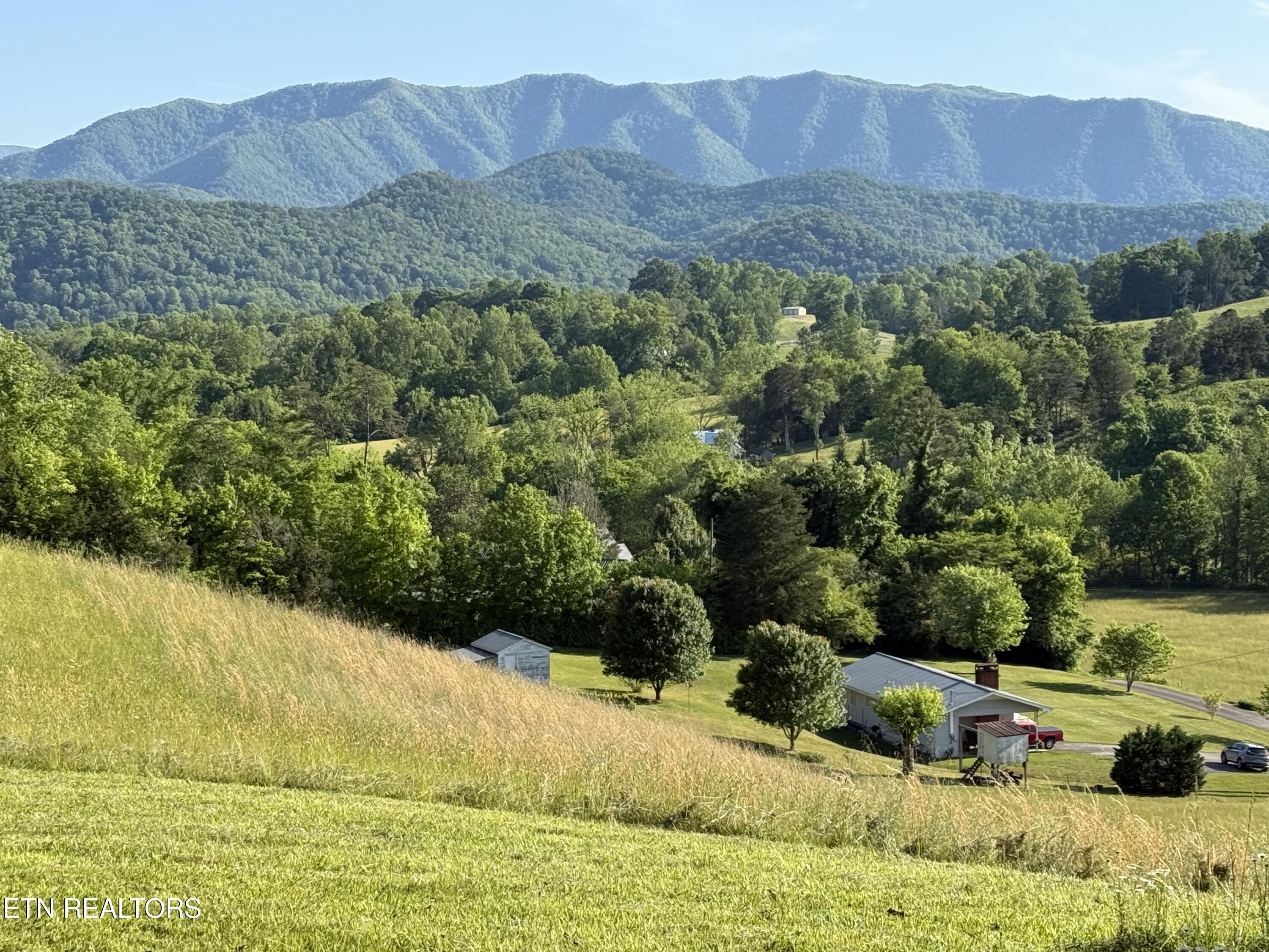 634 Old Cedar Creek Road Townsend TN 37882