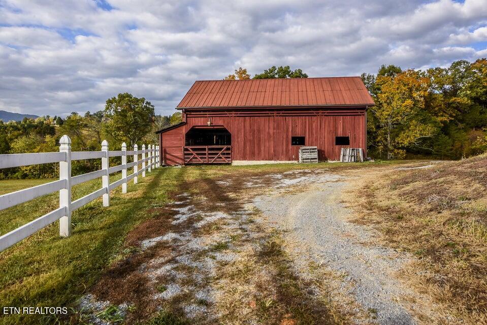 634 Old Cedar Creek Road Townsend TN 37882
