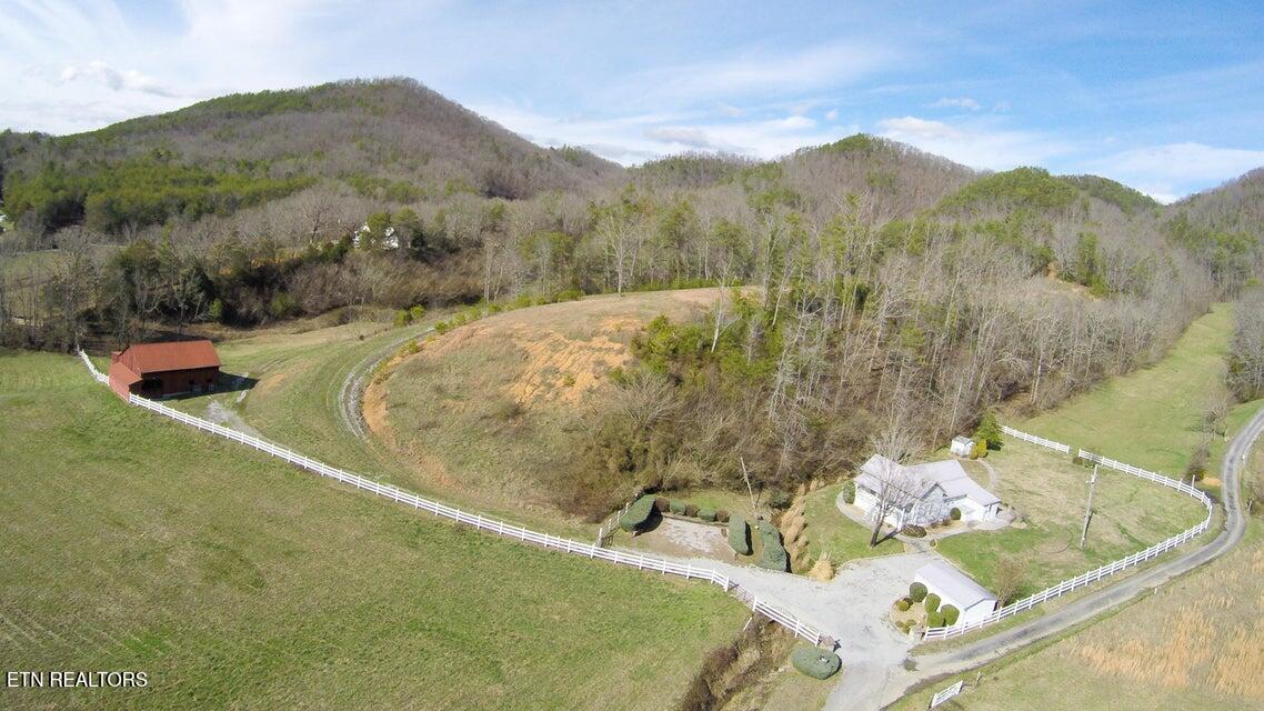 634 Old Cedar Creek Road Townsend TN 37882