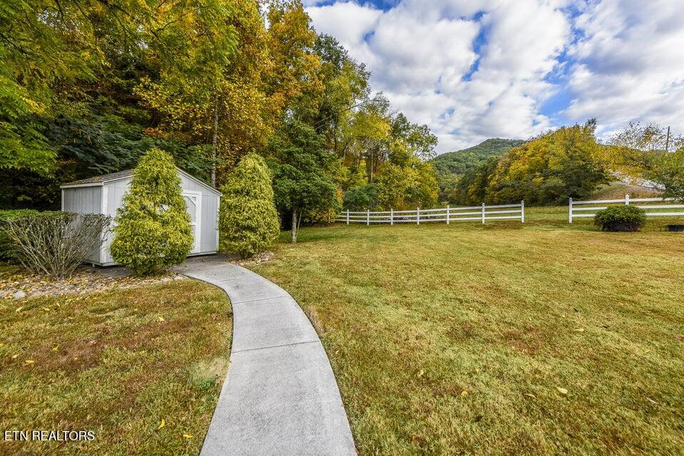 634 Old Cedar Creek Road Townsend TN 37882