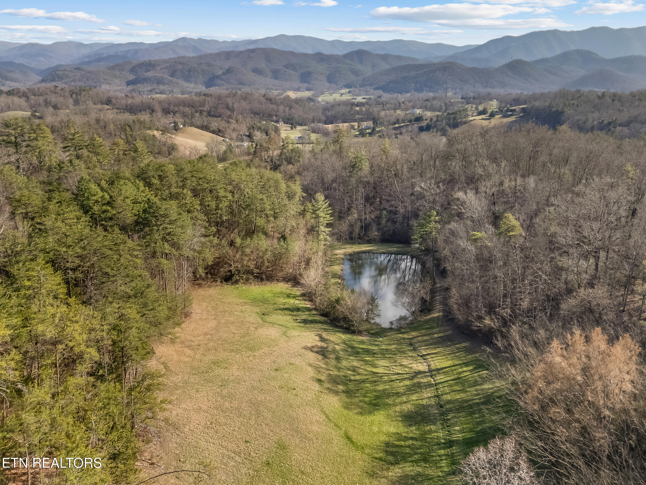 634 Old Cedar Creek Road Townsend TN 37882