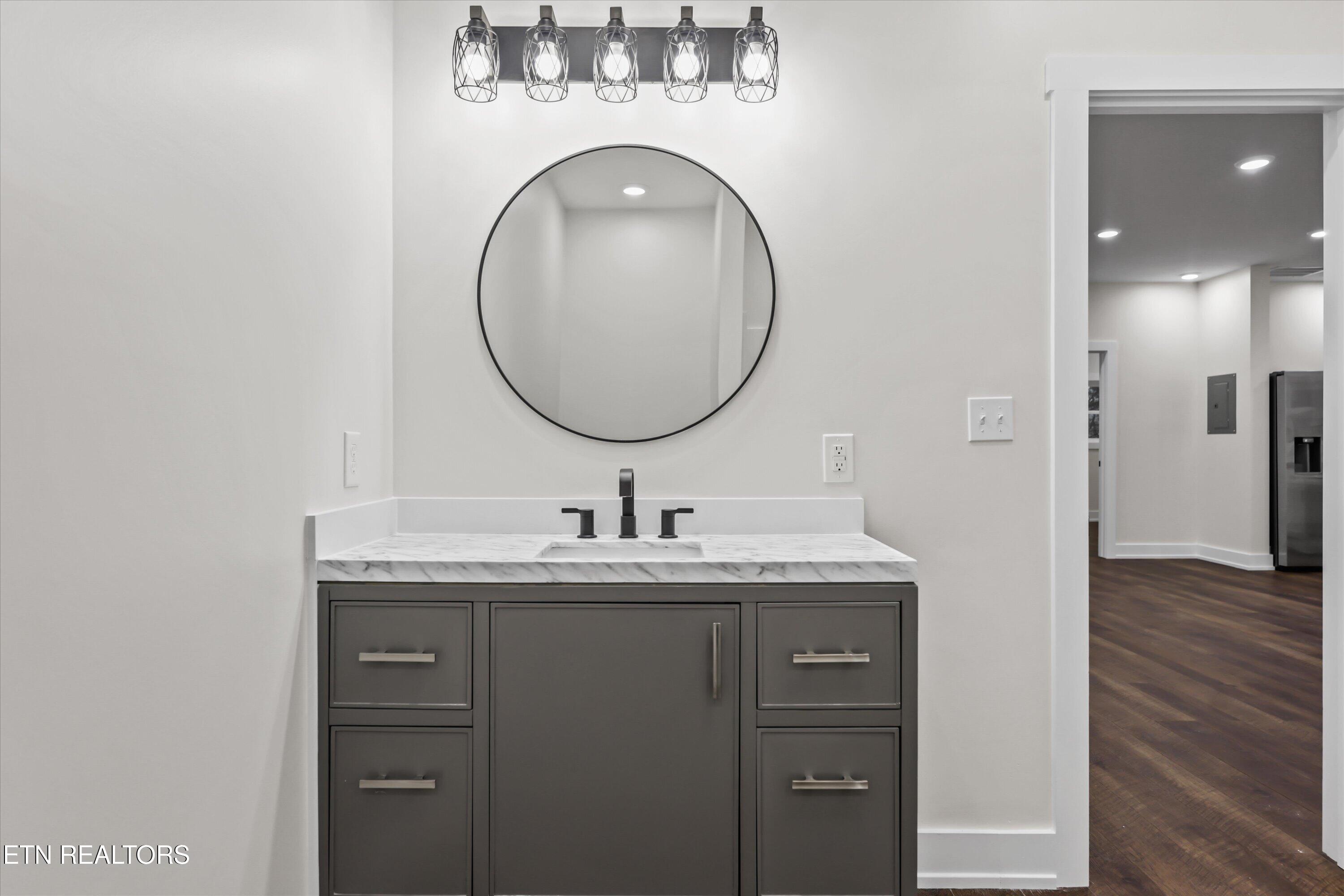 136 Log Lane Jacksboro TN 37757