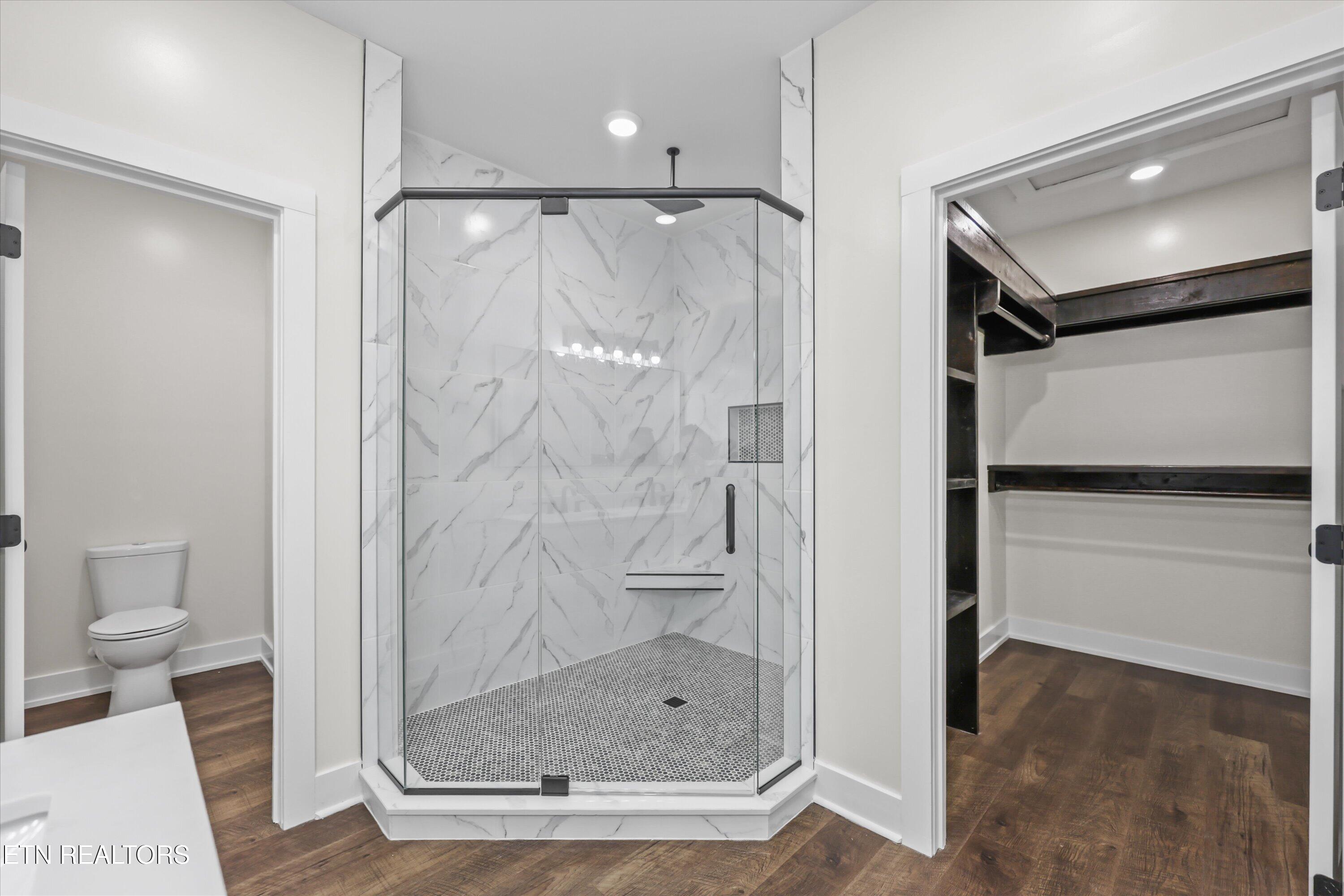 136 Log Lane Jacksboro TN 37757