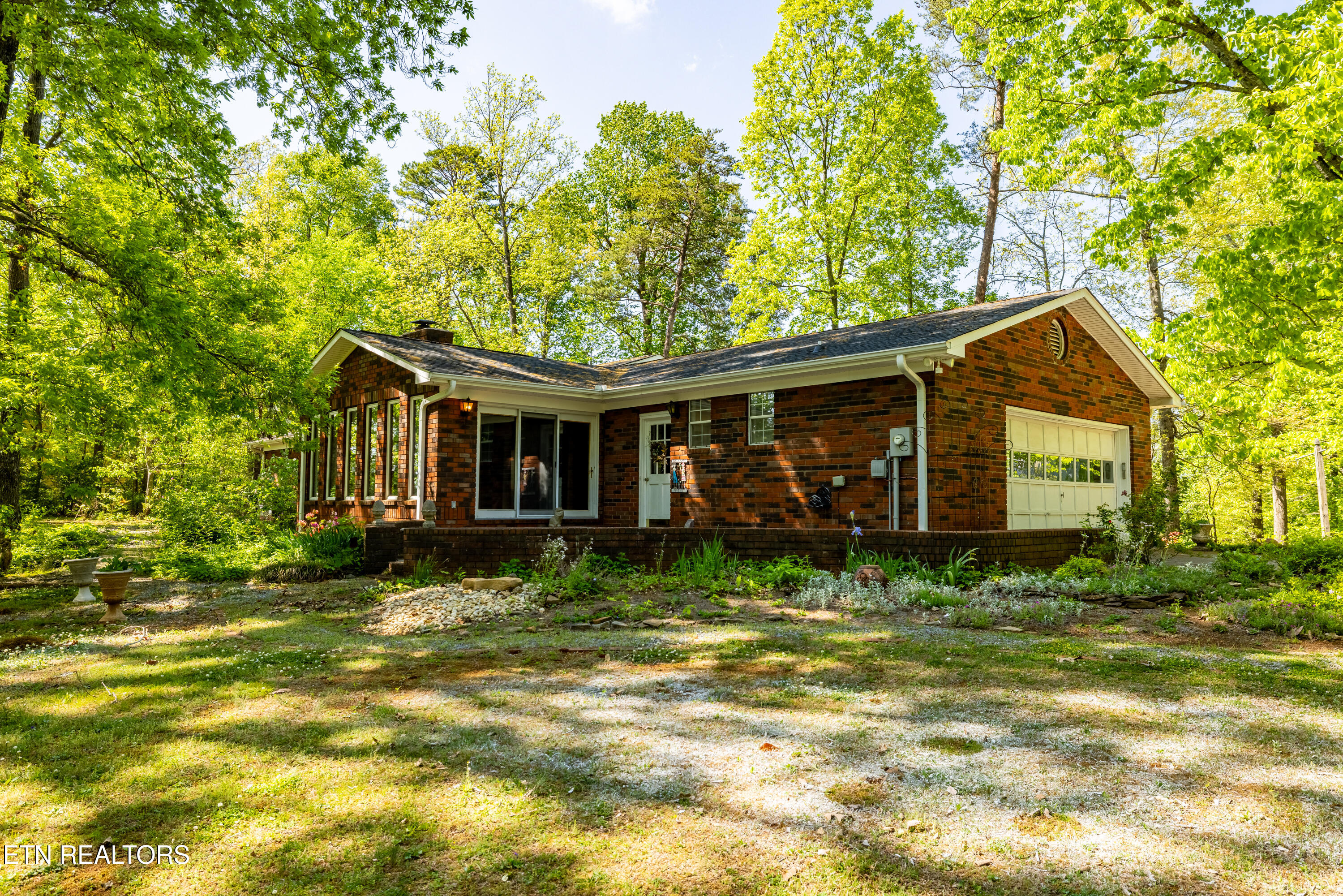 825 Greenwich Drive Maryville TN 37803