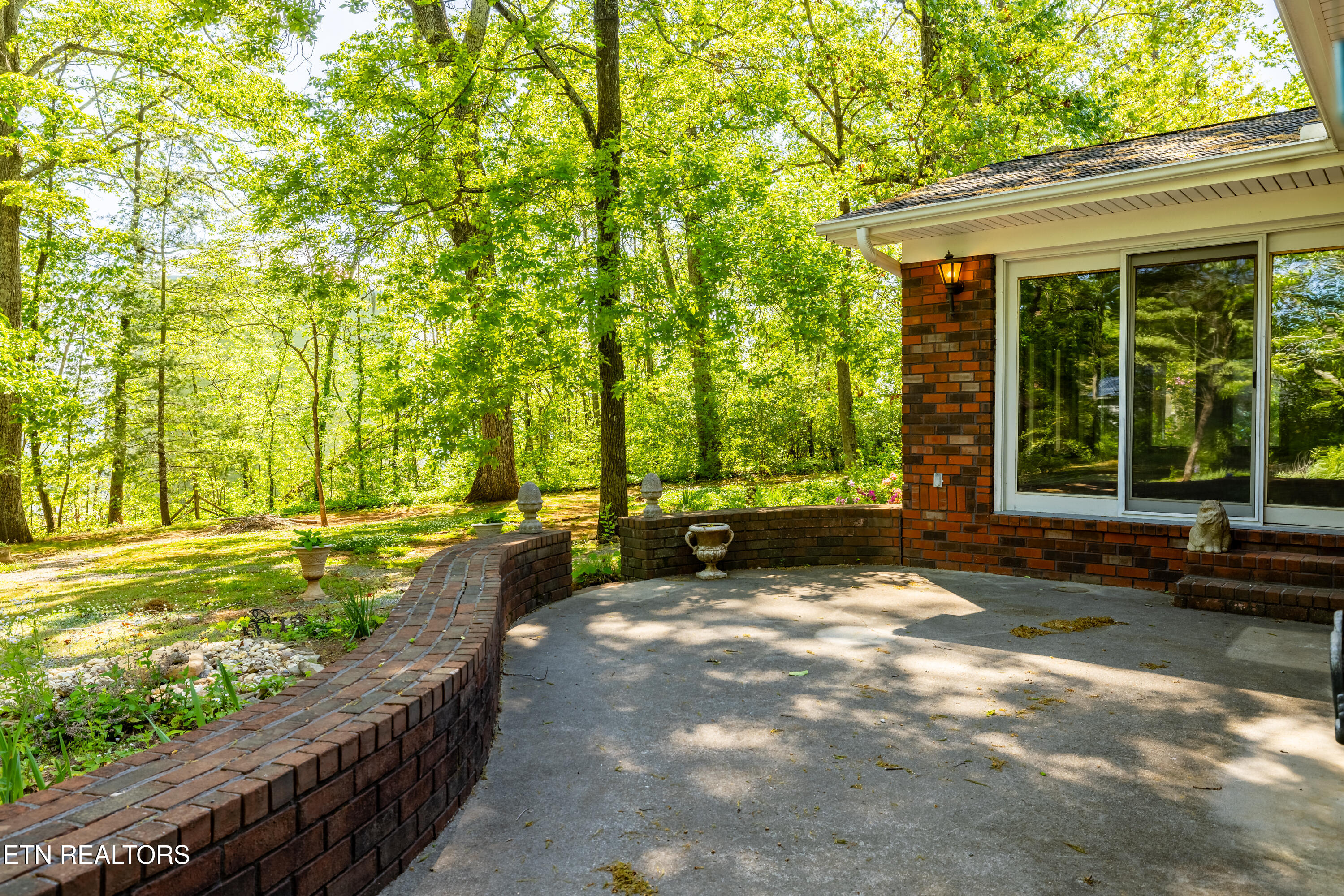 825 Greenwich Drive Maryville TN 37803