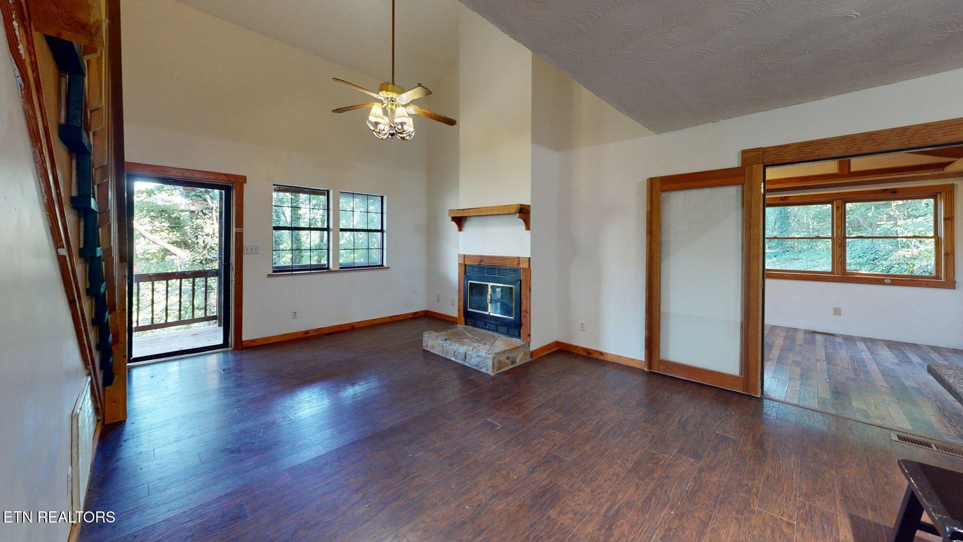 2817 Mountain View Circle Pigeon Forge TN 37862