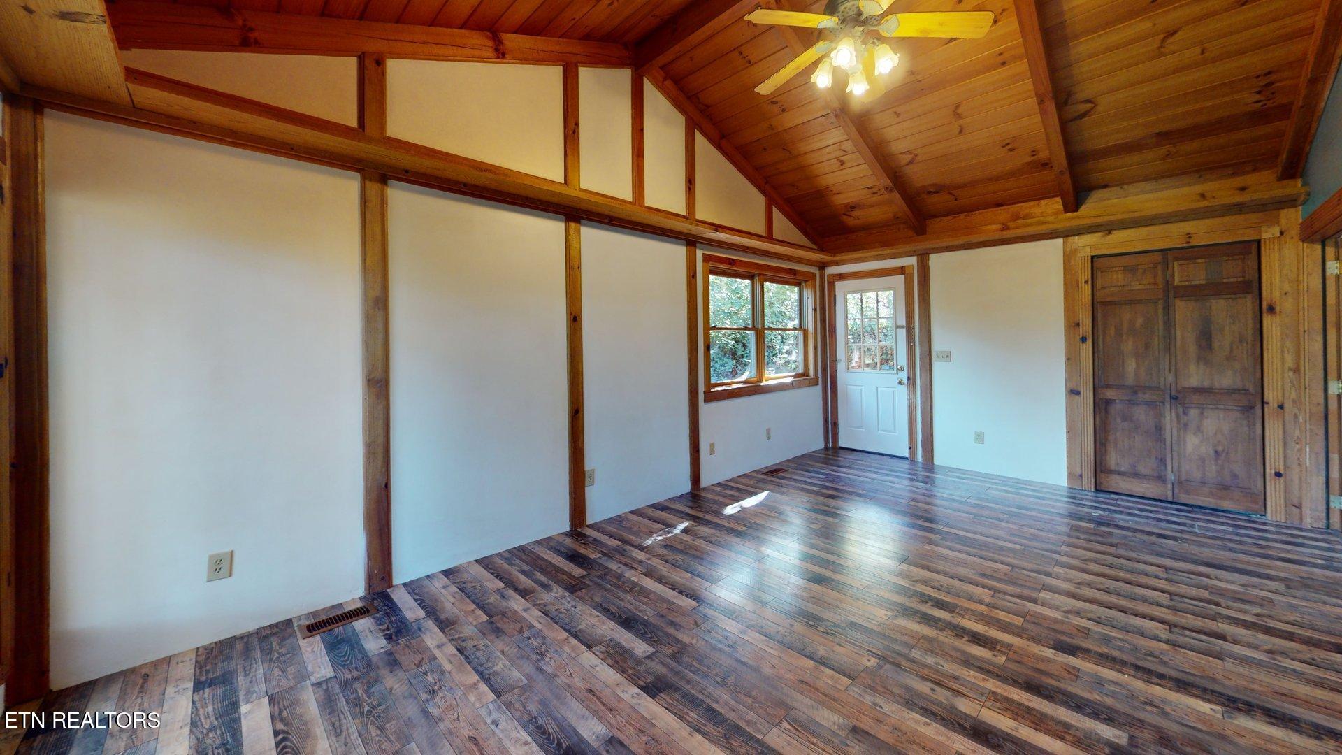 2817 Mountain View Circle Pigeon Forge TN 37862