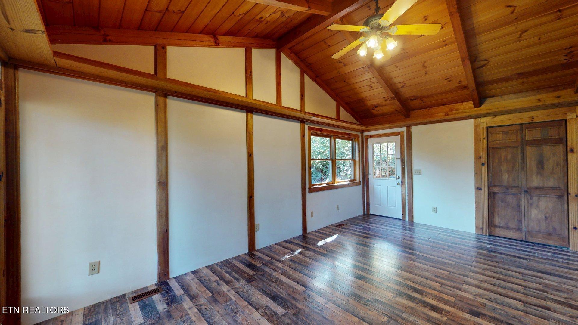 2817 Mountain View Circle Pigeon Forge TN 37862
