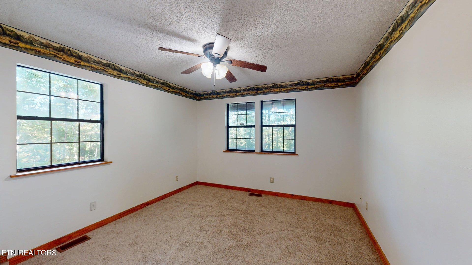 2817 Mountain View Circle Pigeon Forge TN 37862