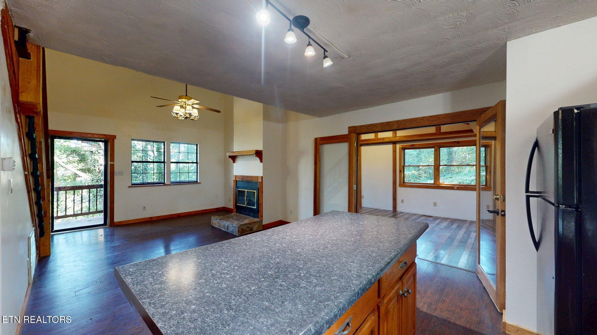 2817 Mountain View Circle Pigeon Forge TN 37862