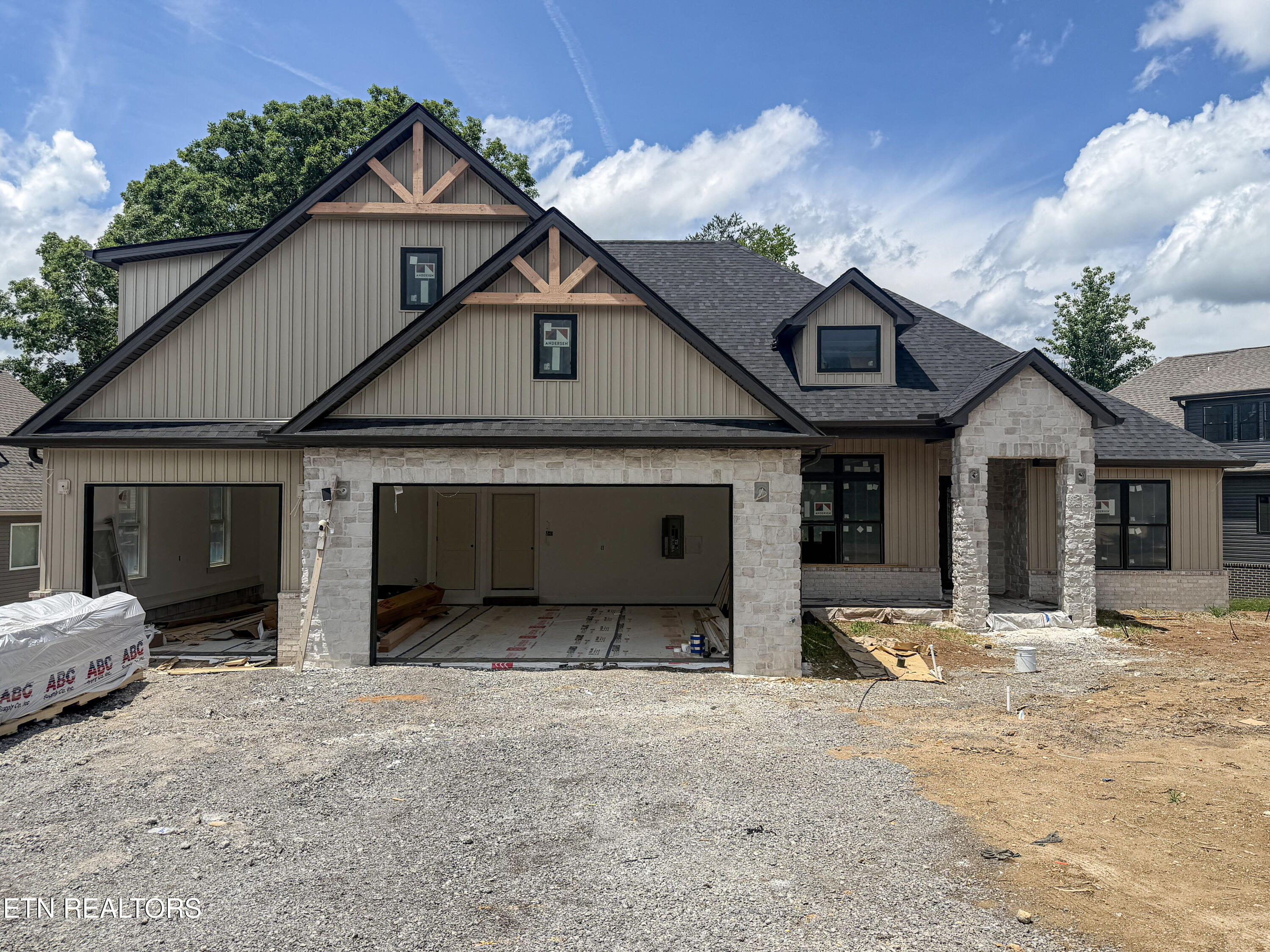 159 Elokwa Way Loudon TN 37774