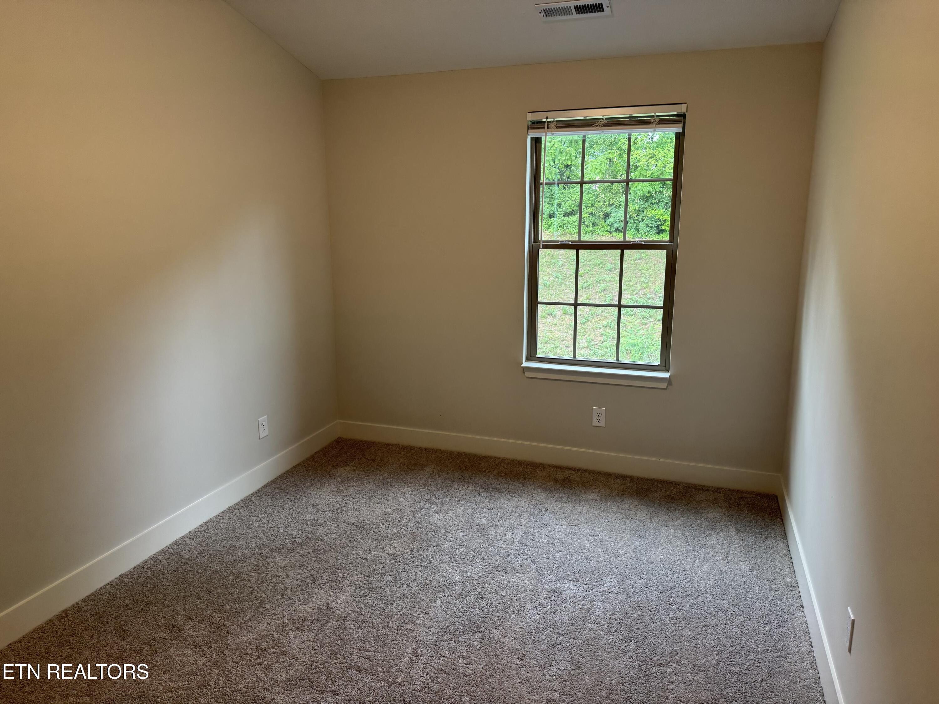 8984 Keenberg Lane Knoxville TN 37931