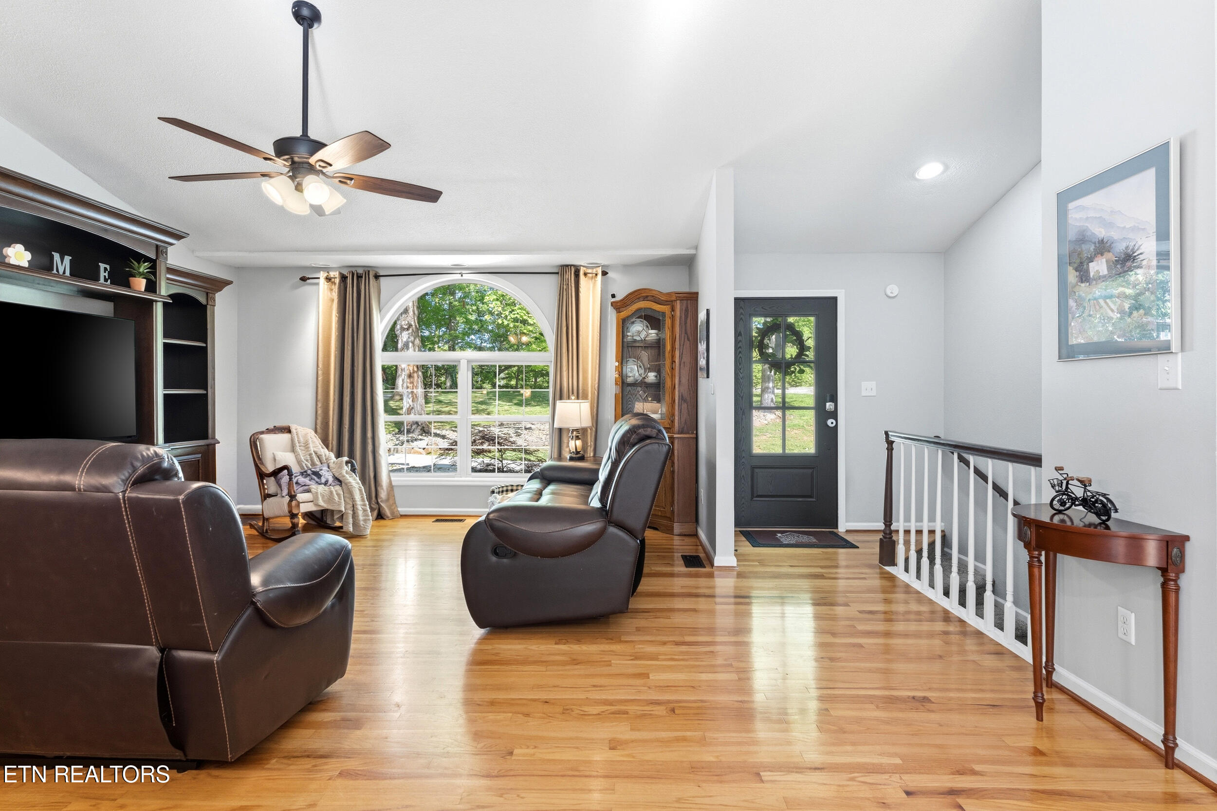 1502 Kathy Circle Kingston TN 37763