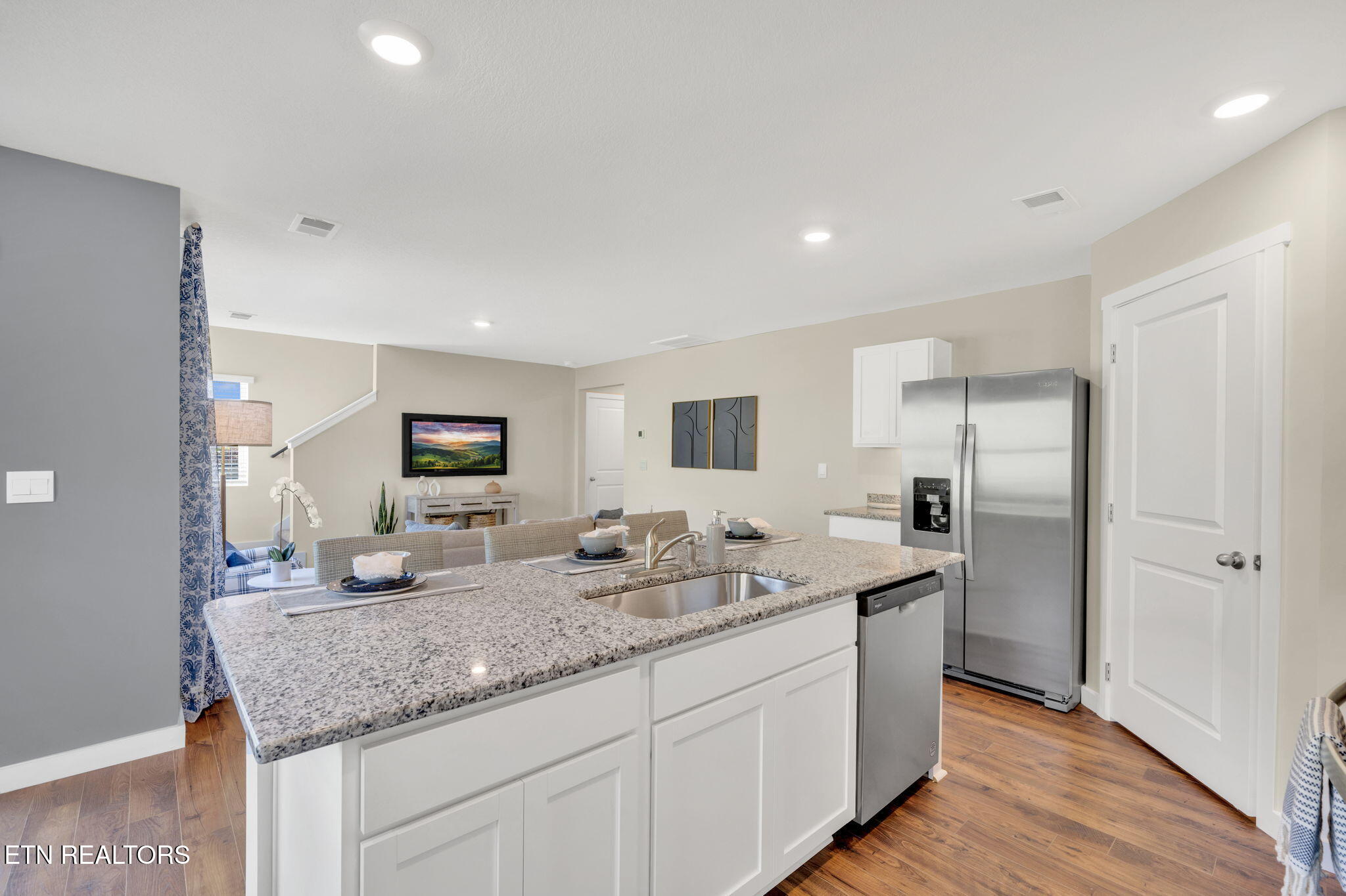112 S Blissful Meadows Drive Harriman TN 37748