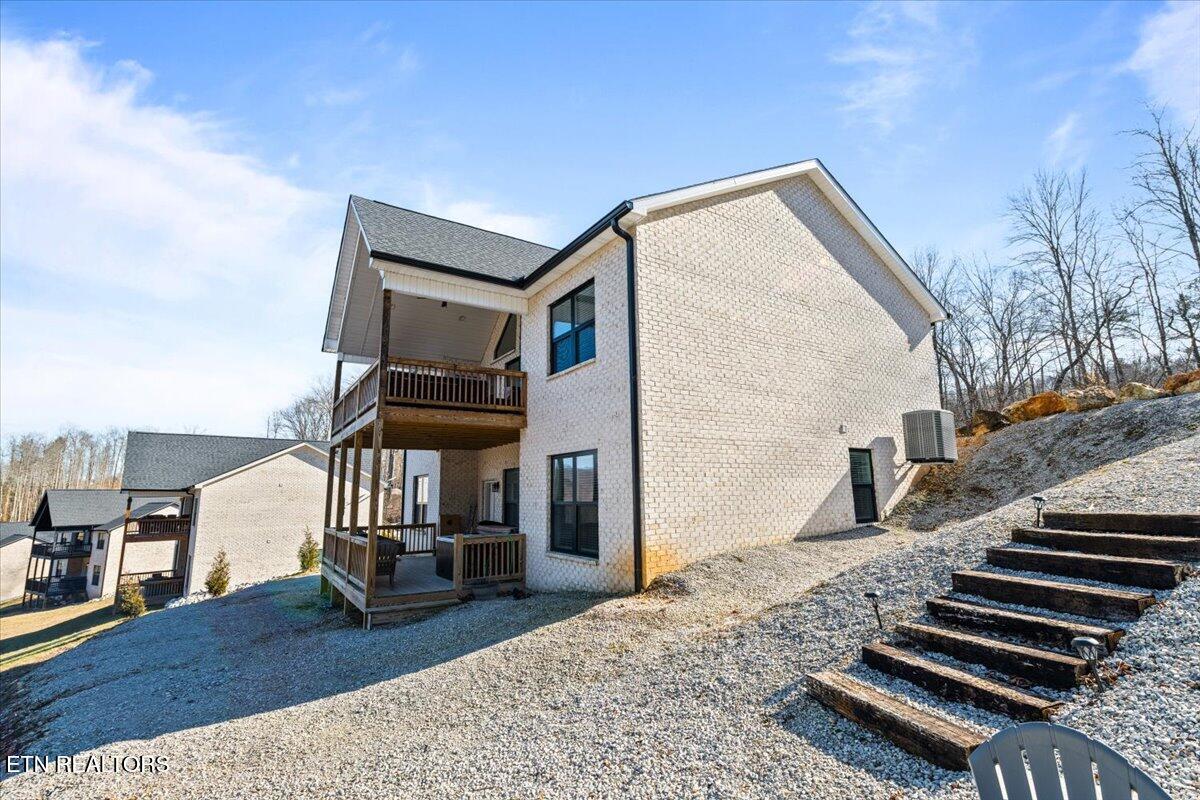 113 Pool Drive Lafollette TN 37766