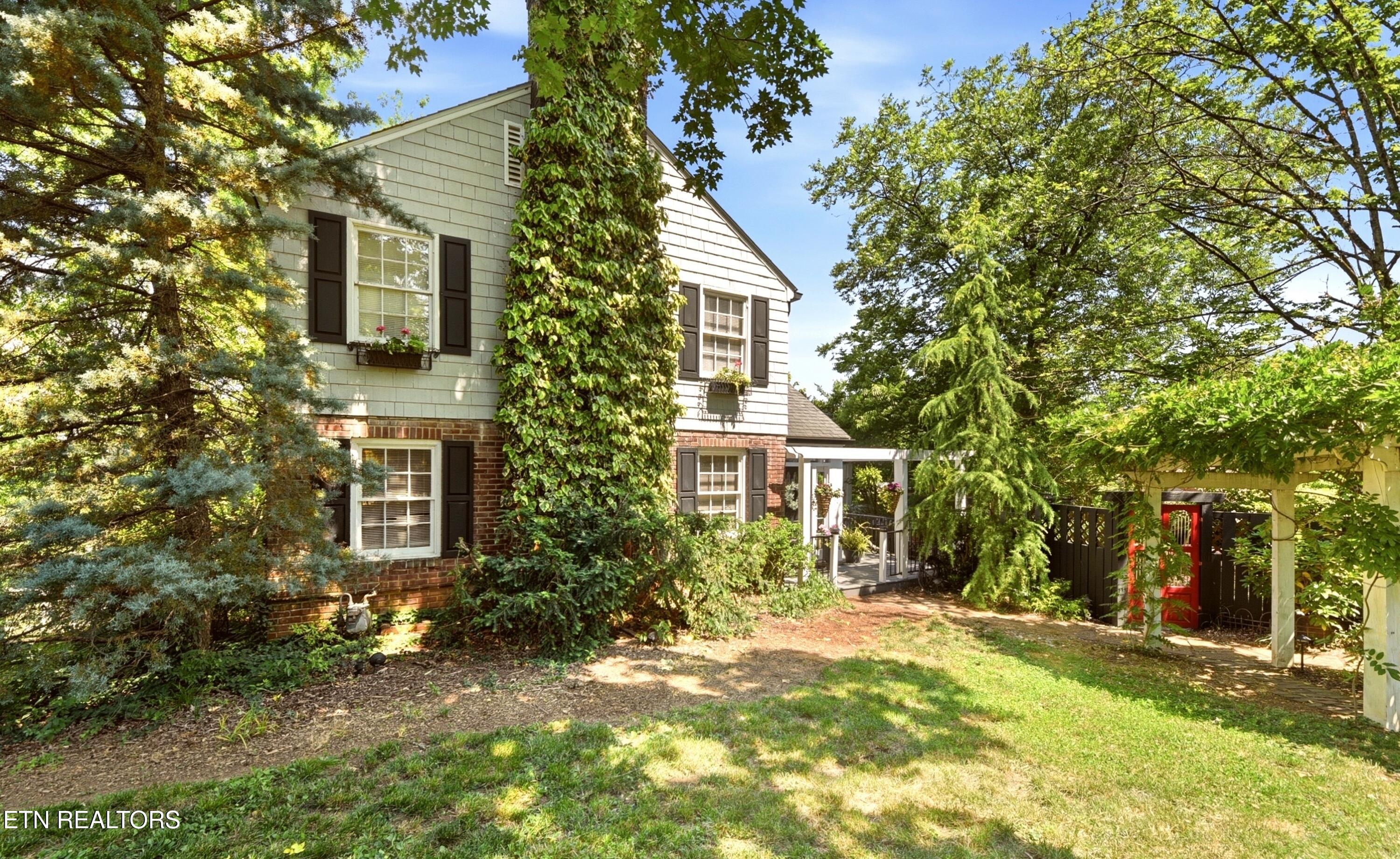225 Ailsie Drive Knoxville TN 37920