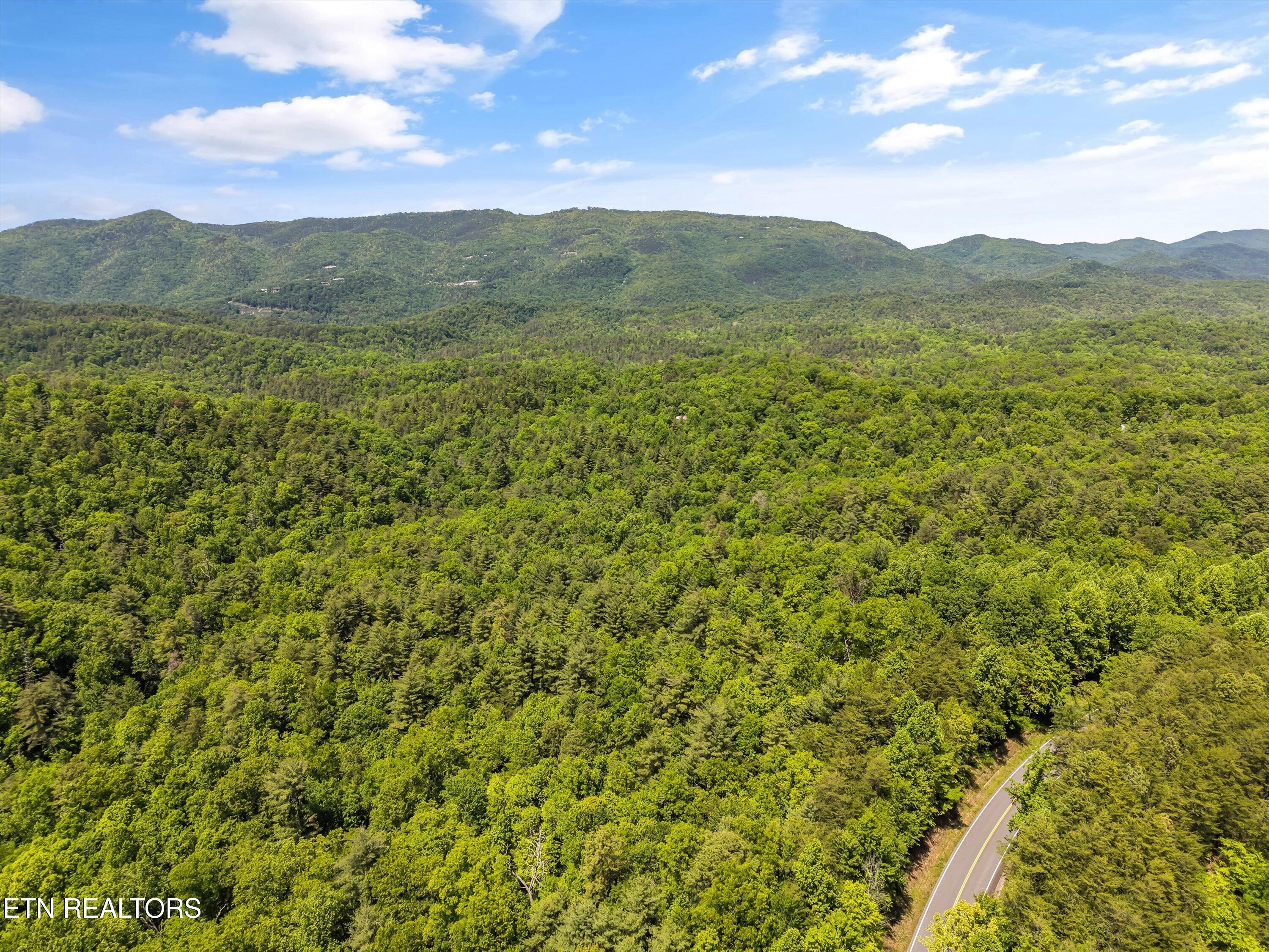 2122 Dove Ridge Lane Walland TN 37886