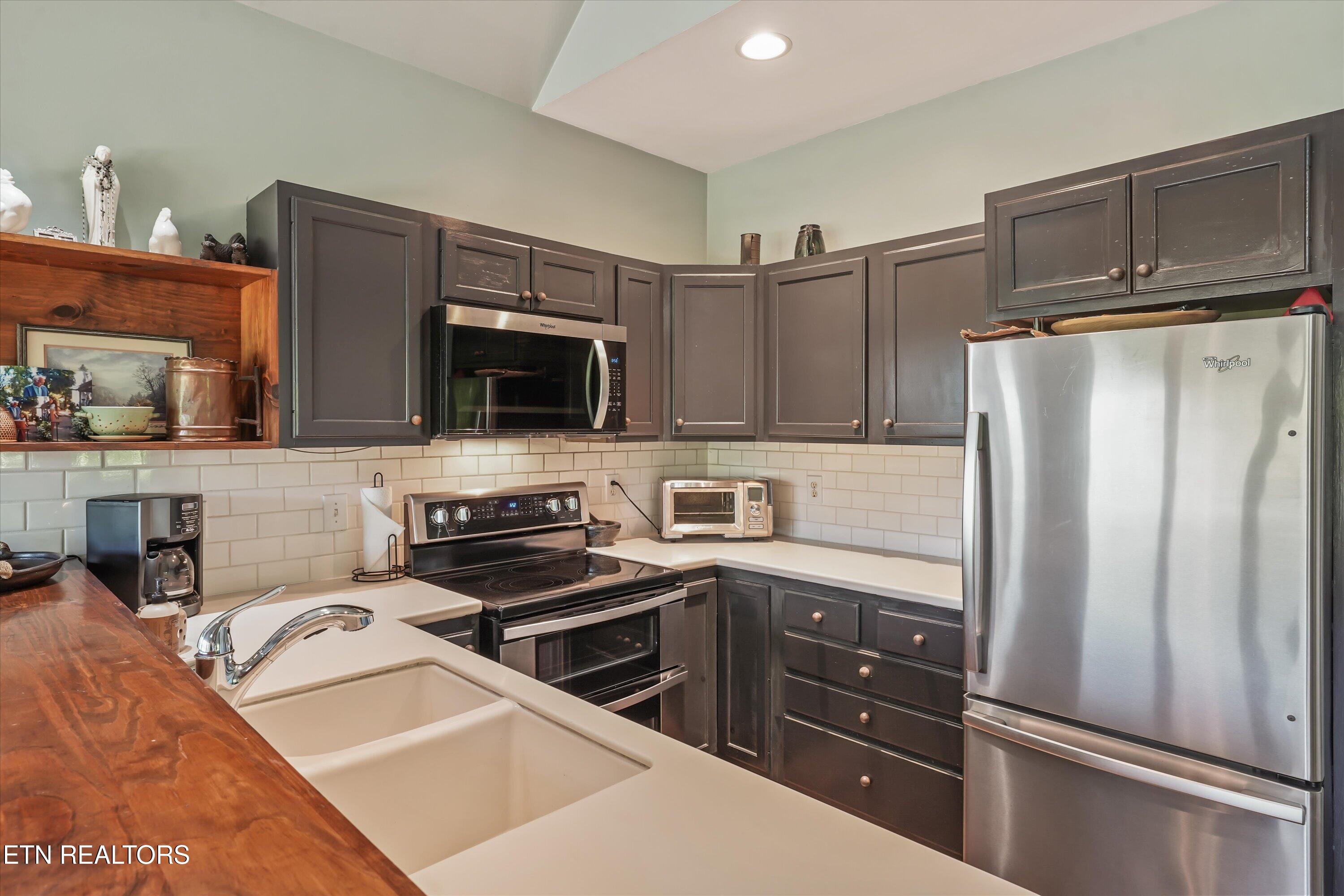 2122 Dove Ridge Lane Walland TN 37886