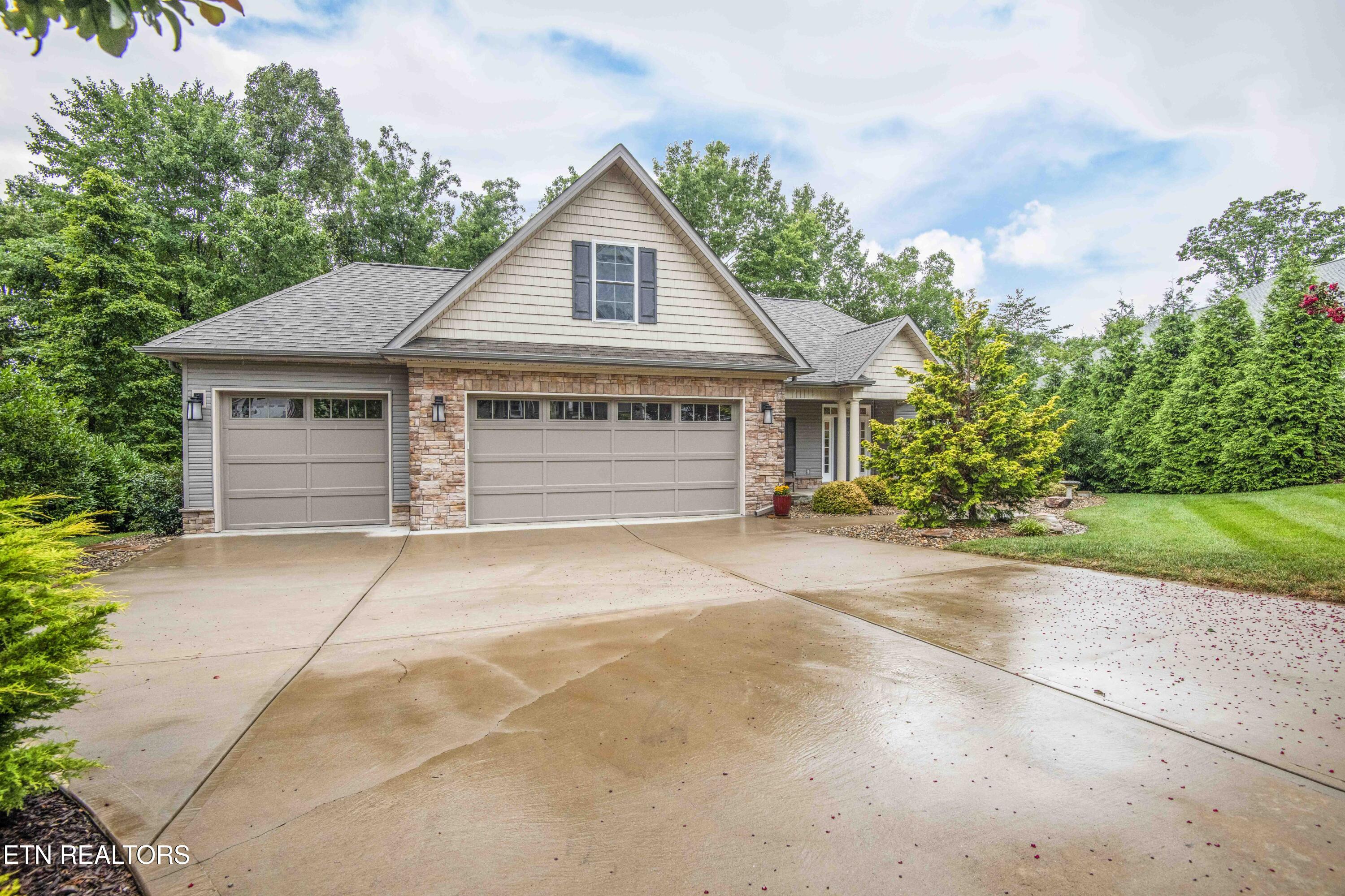213 Osage Drive Loudon TN 37774