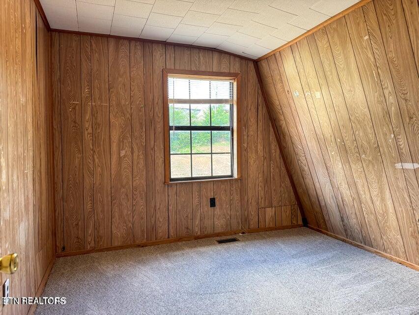 942 W Third Avenue Oneida TN 37841
