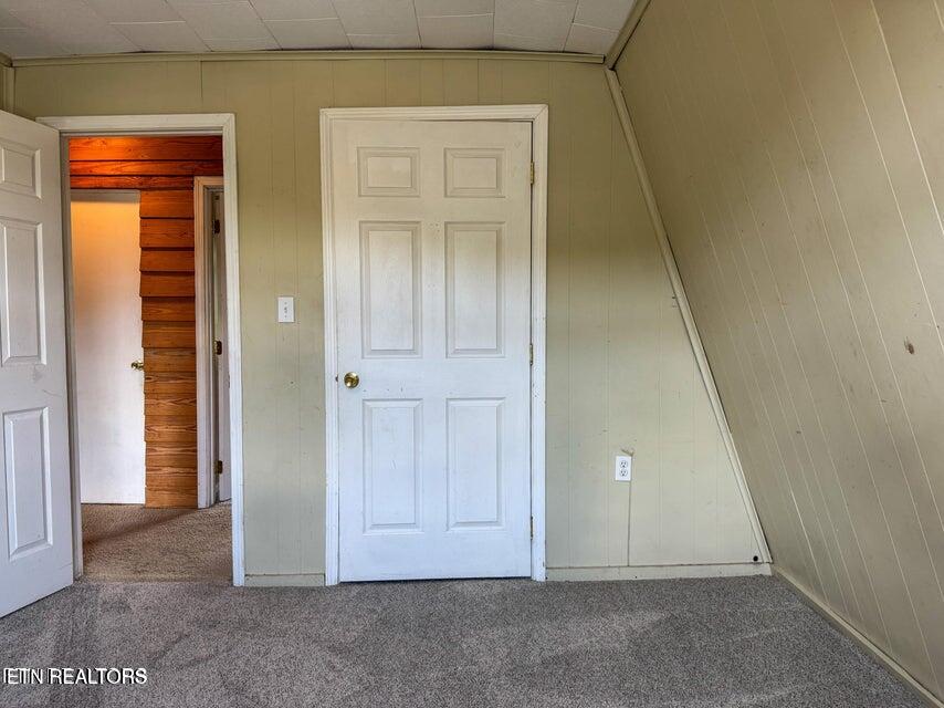 942 W Third Avenue Oneida TN 37841
