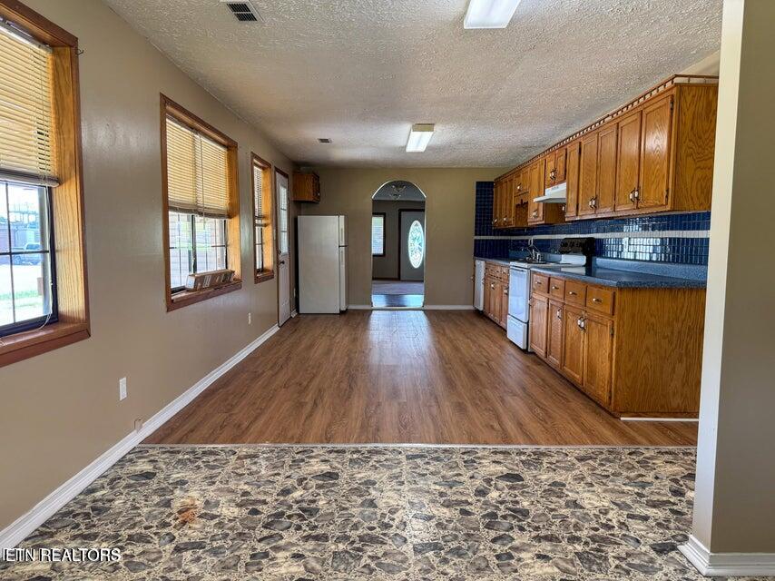 942 W Third Avenue Oneida TN 37841