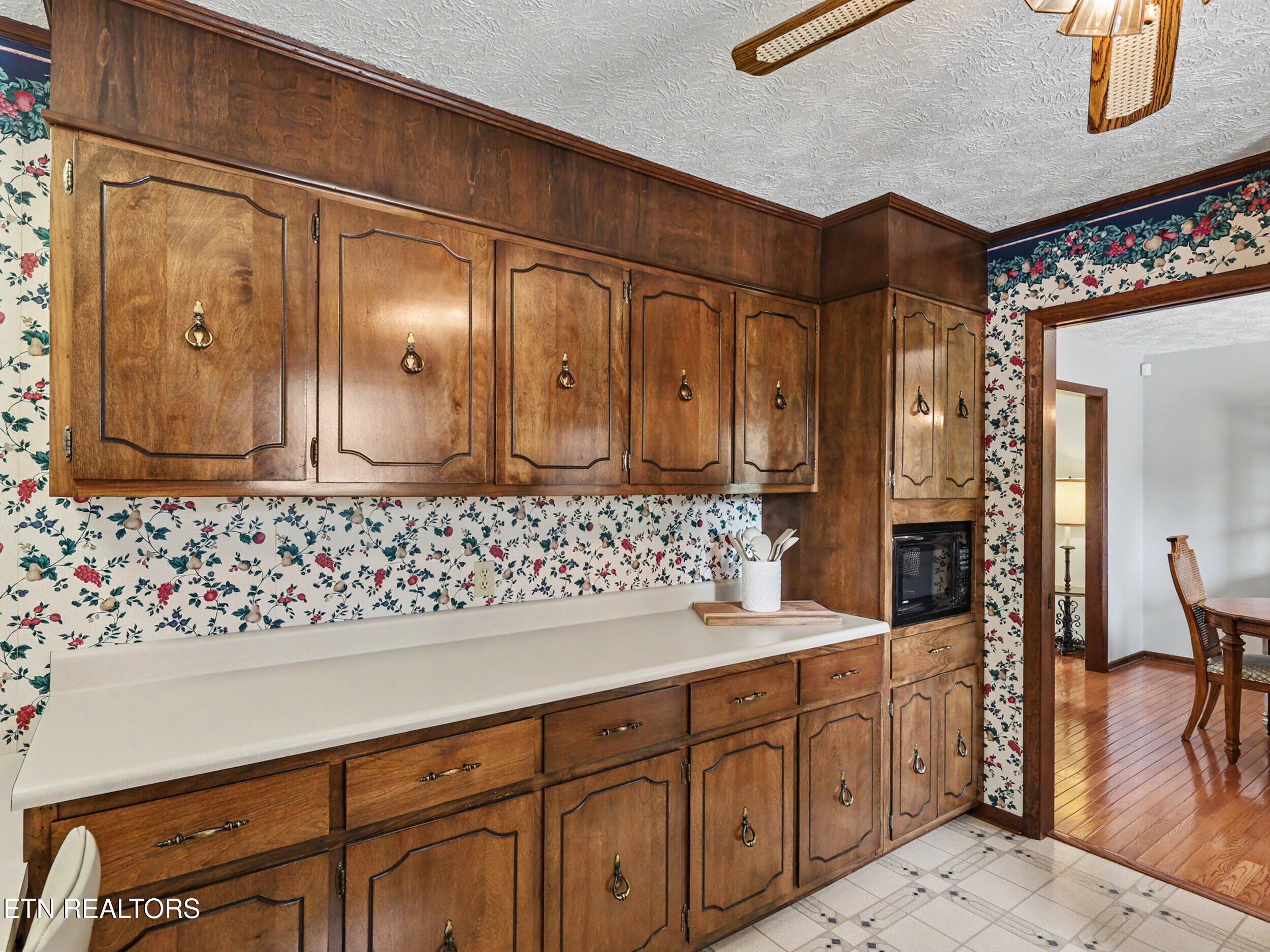 1909 S Belmont Drive Maryville TN 37804