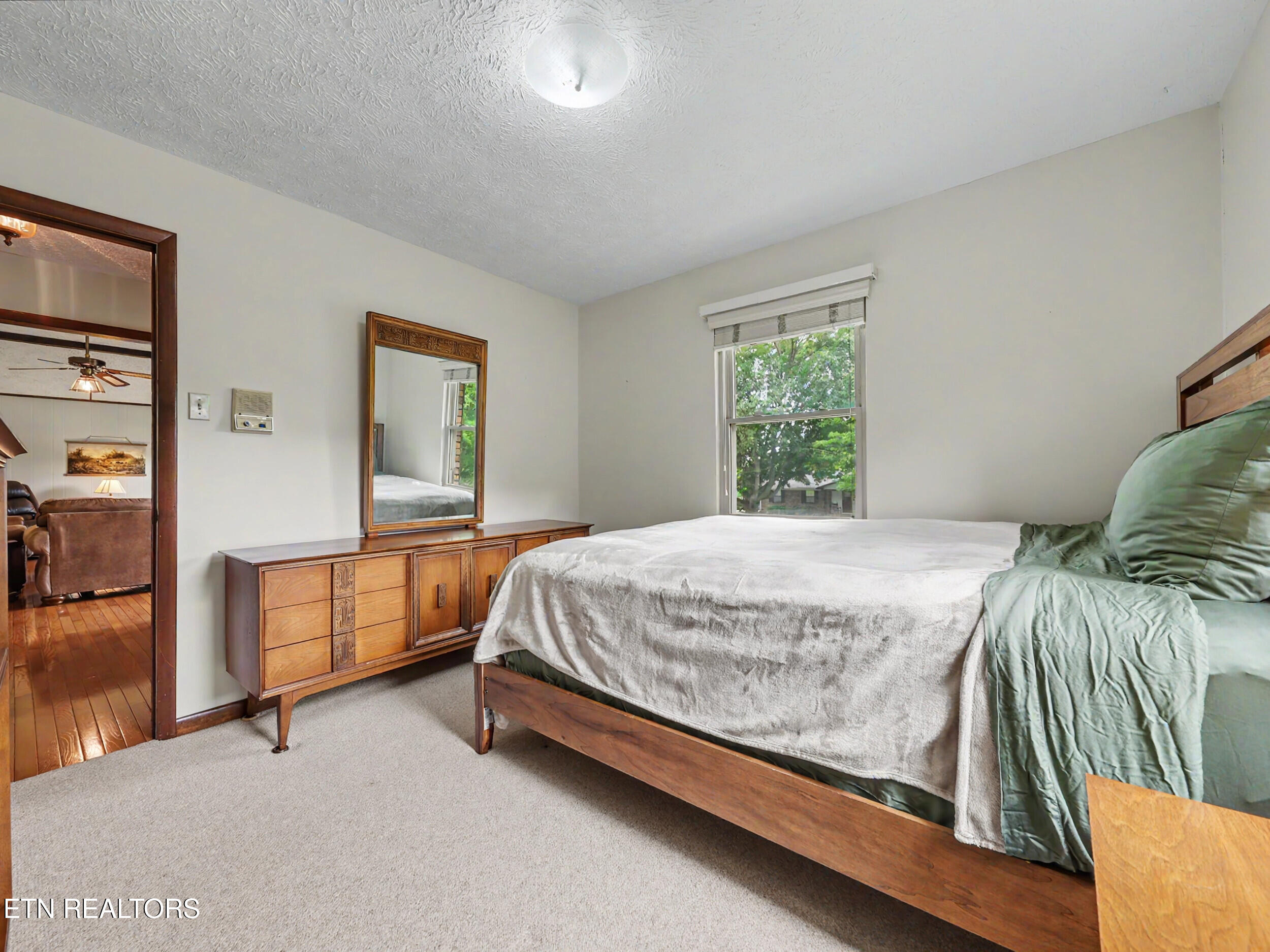 1909 S Belmont Drive Maryville TN 37804