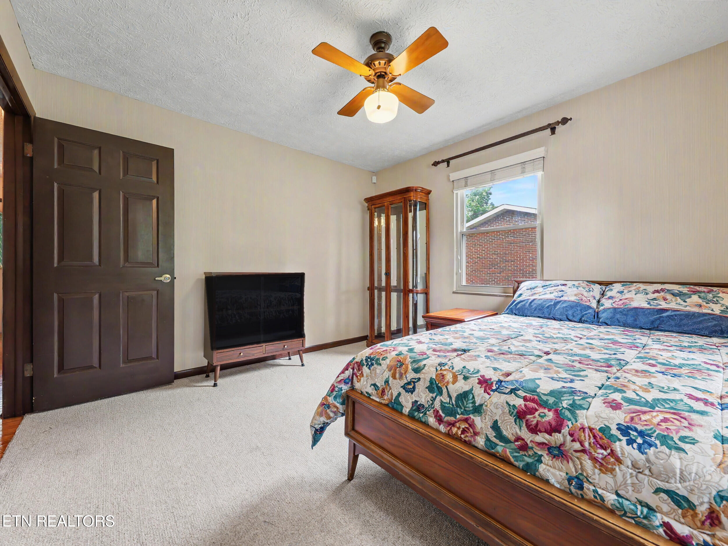 1909 S Belmont Drive Maryville TN 37804