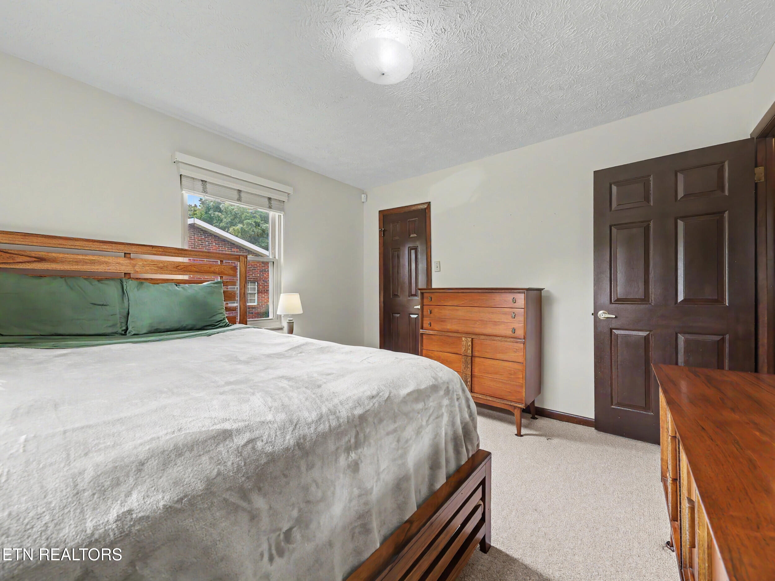 1909 S Belmont Drive Maryville TN 37804