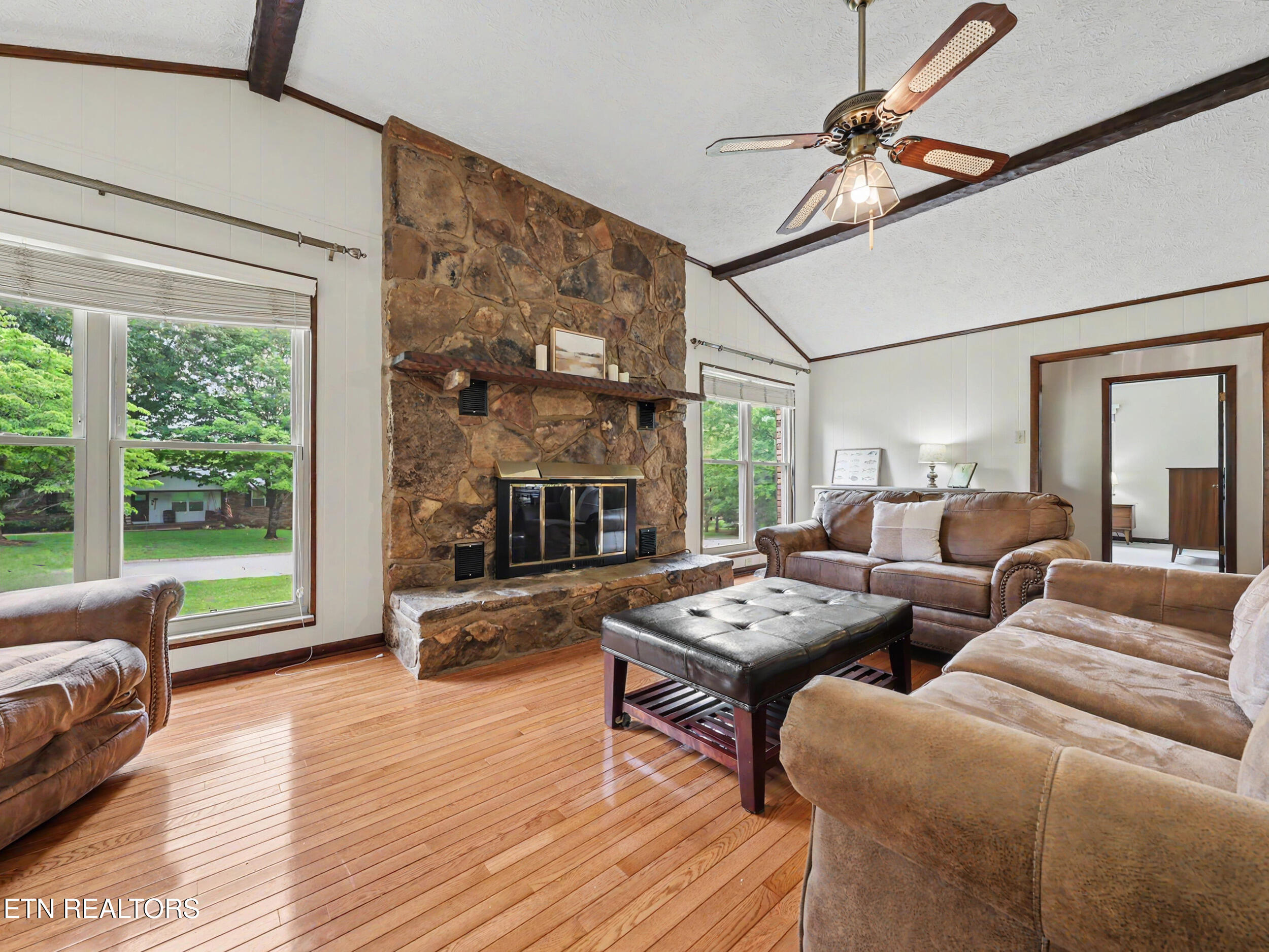 1909 S Belmont Drive Maryville TN 37804