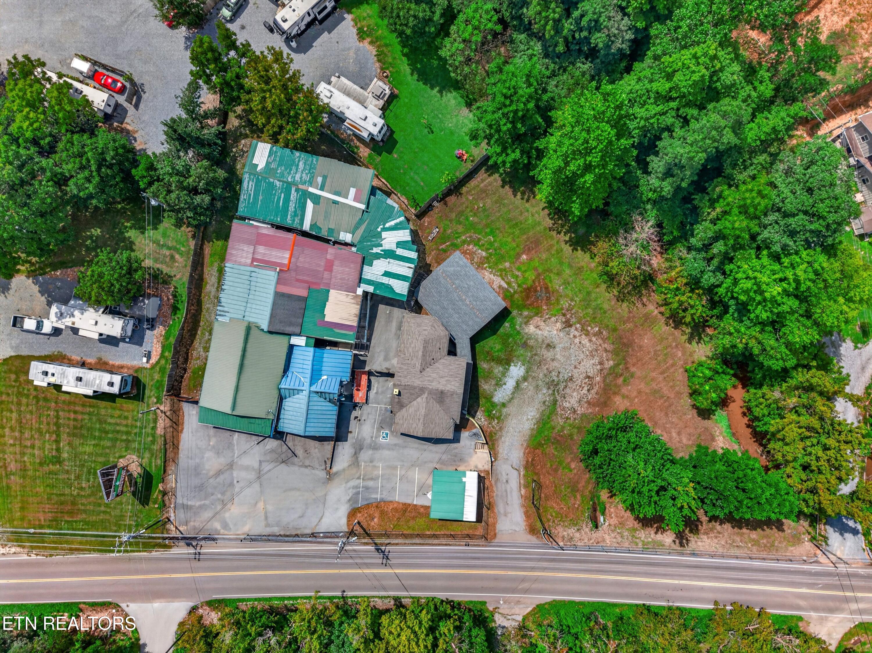 1514 Upper Middle Creek Road Sevierville TN 37876